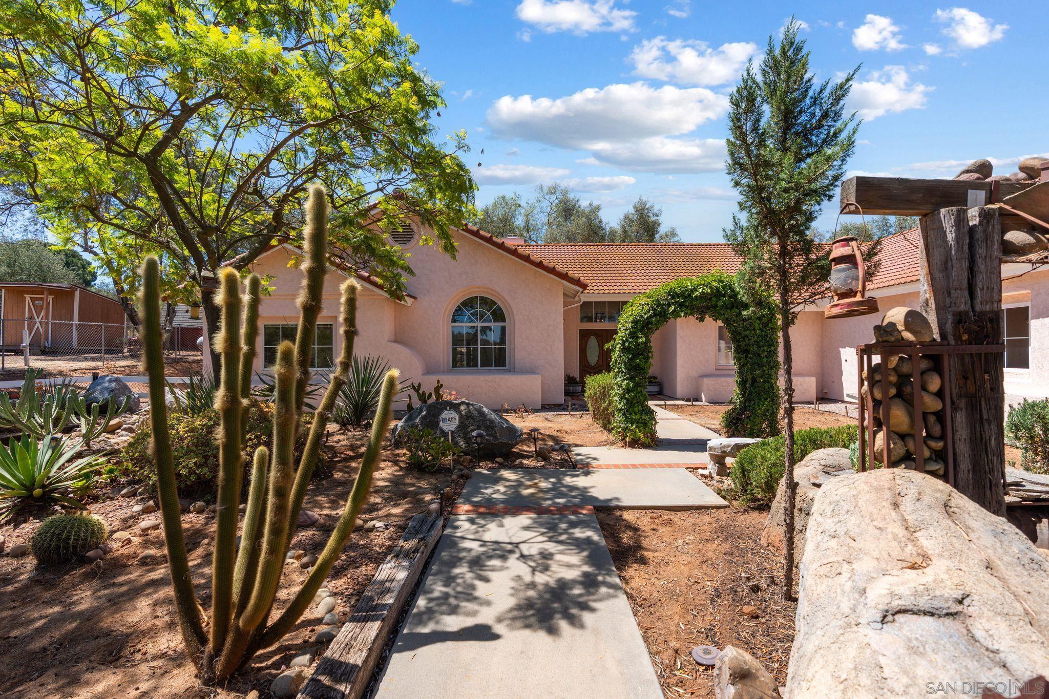 579 Alpine Trail Rd — photo