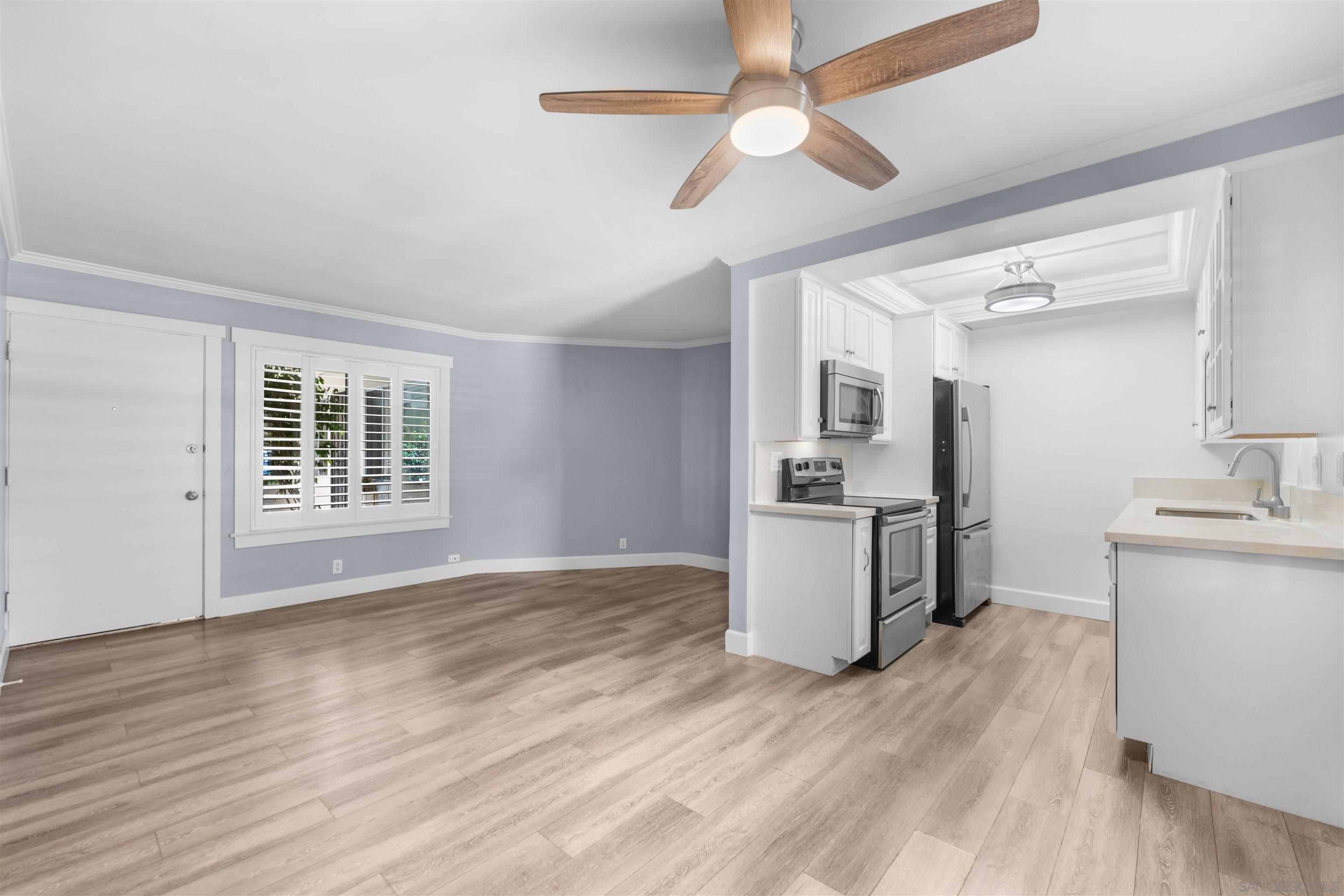 1740 Roosevelt Apt B — photo