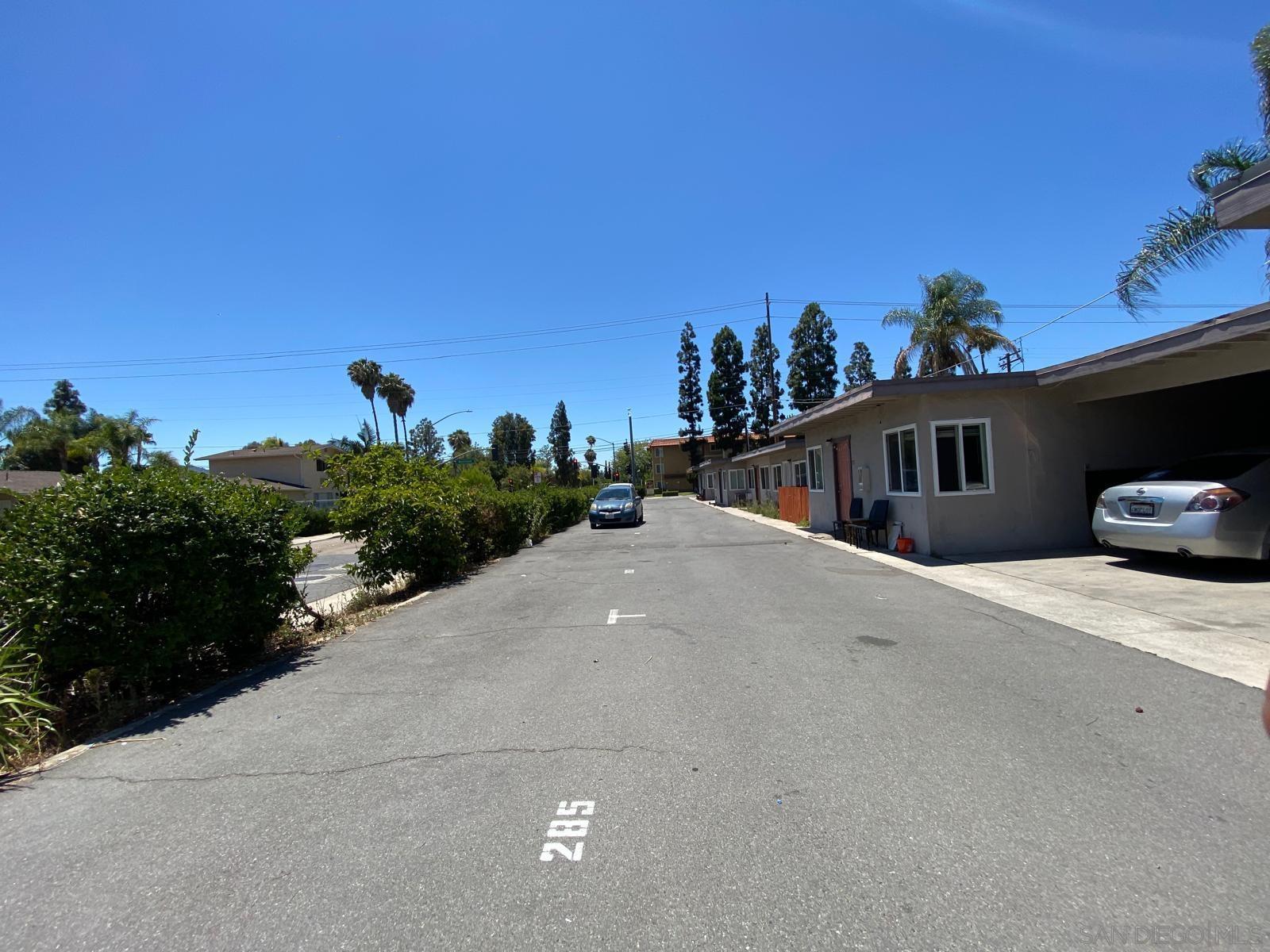 285 S Mollison Ave — photo