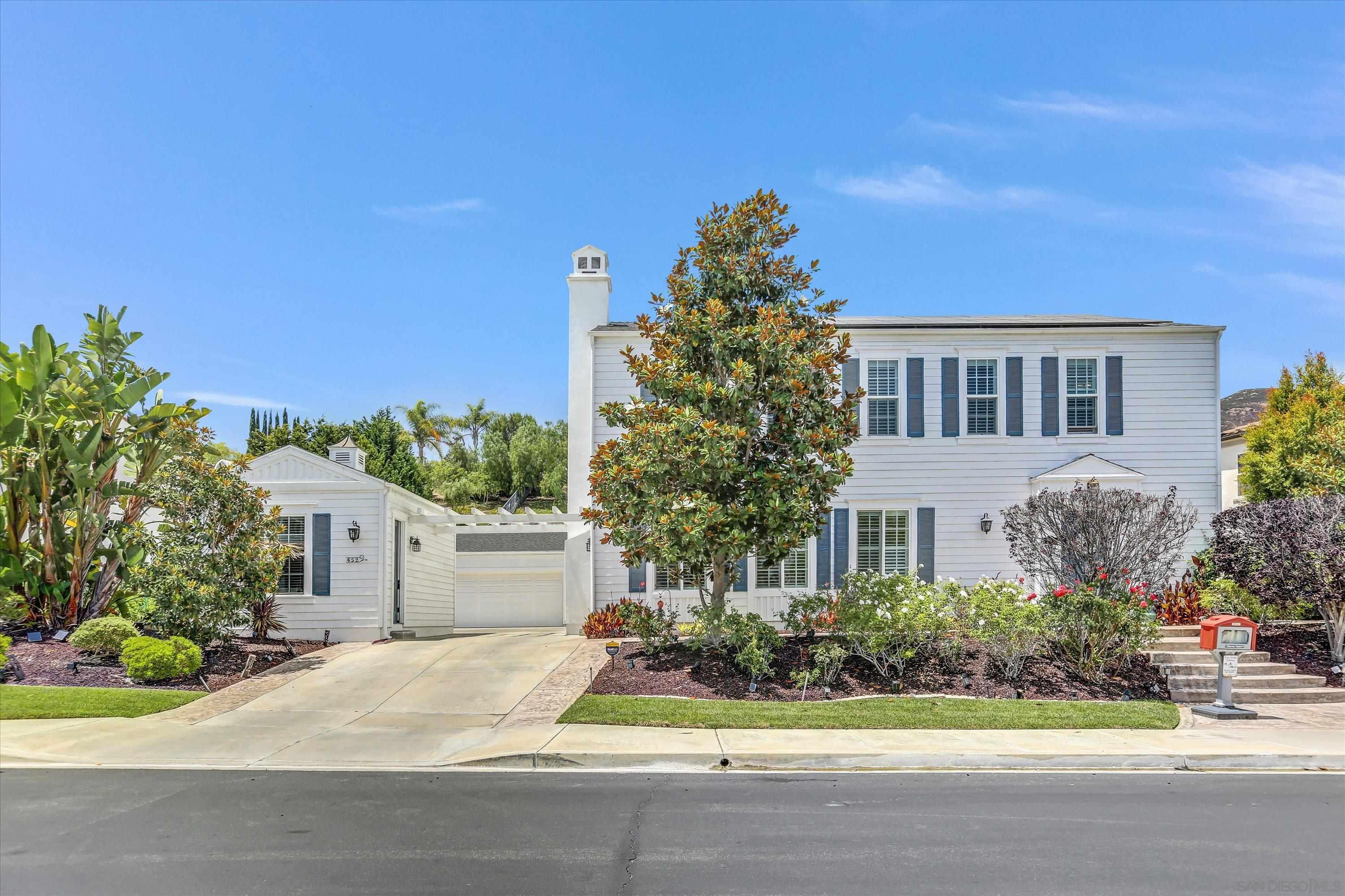 452 Evening View Dr — photo