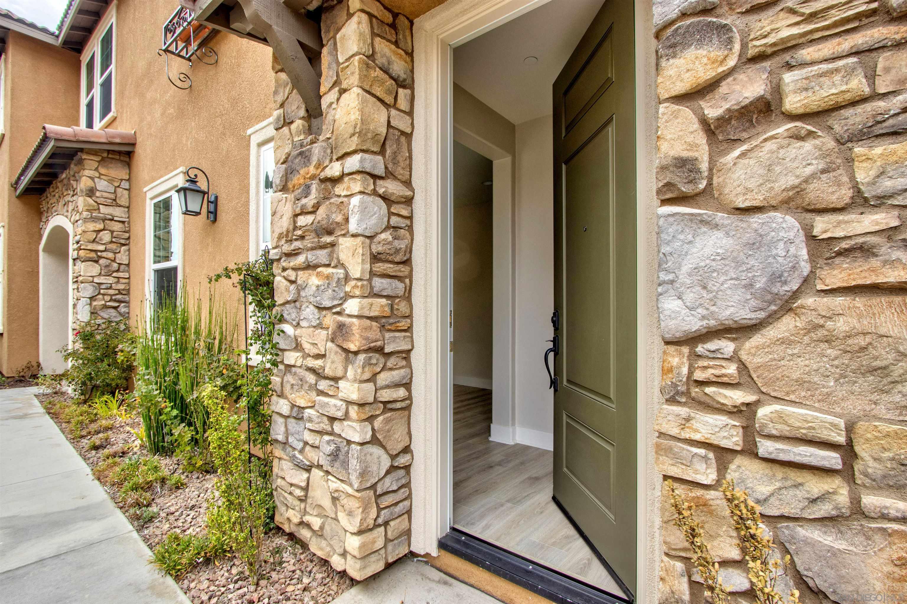 368 Ventasso, Fallbrook, CA 92028 — photo 3