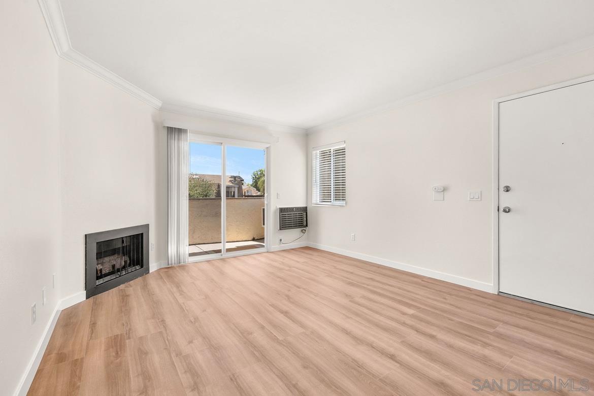 224 Woodland Pkwy 260 — photo