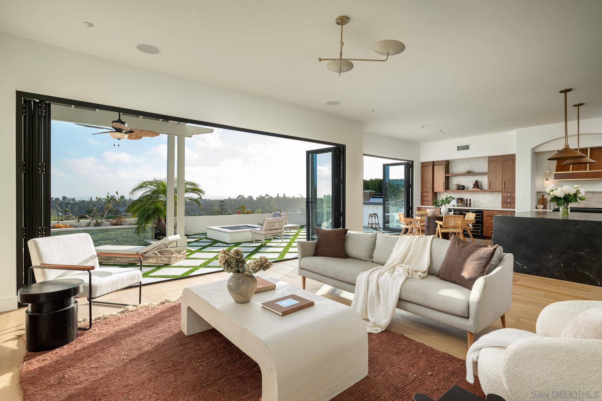 1375 Ravean Ct, Encinitas, CA 92024 — photo 2