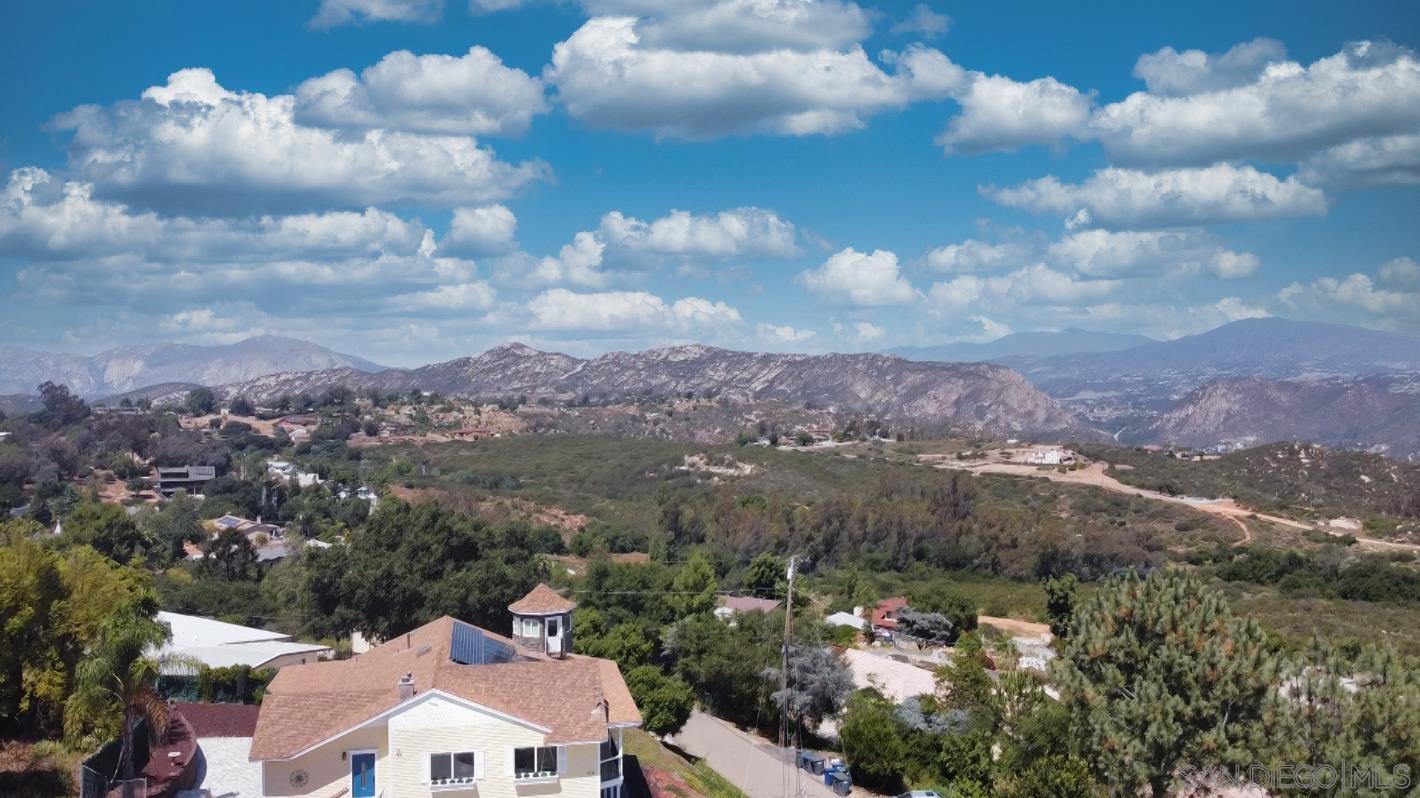 205 Highline Trl — photo