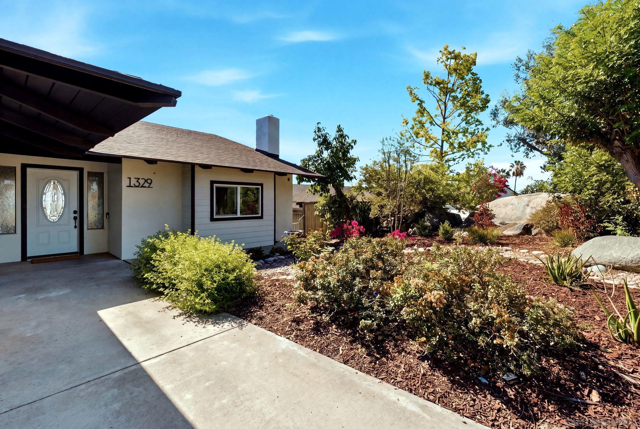 1329 Park Hill Ln — photo