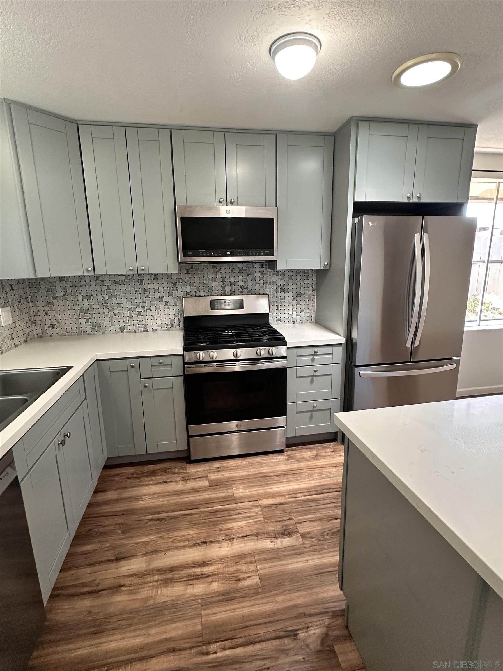 810 E Washington #A, Escondido, CA 92025 — photo 2