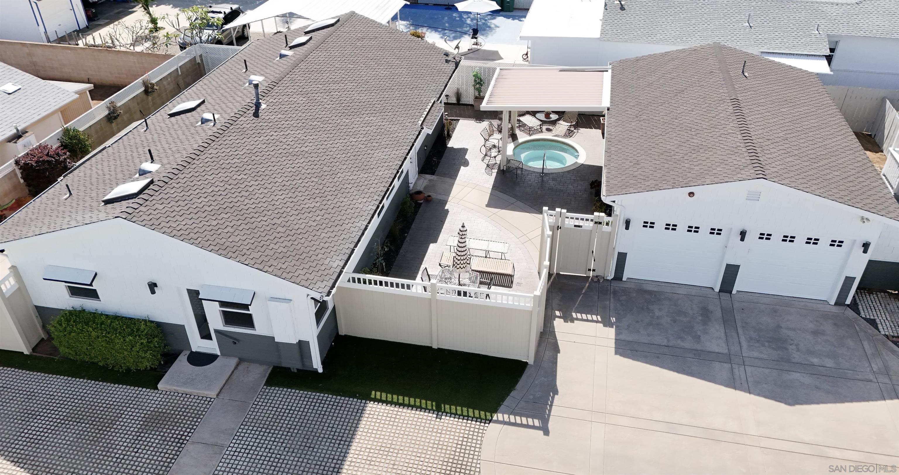 1011 Knowles Ave — photo