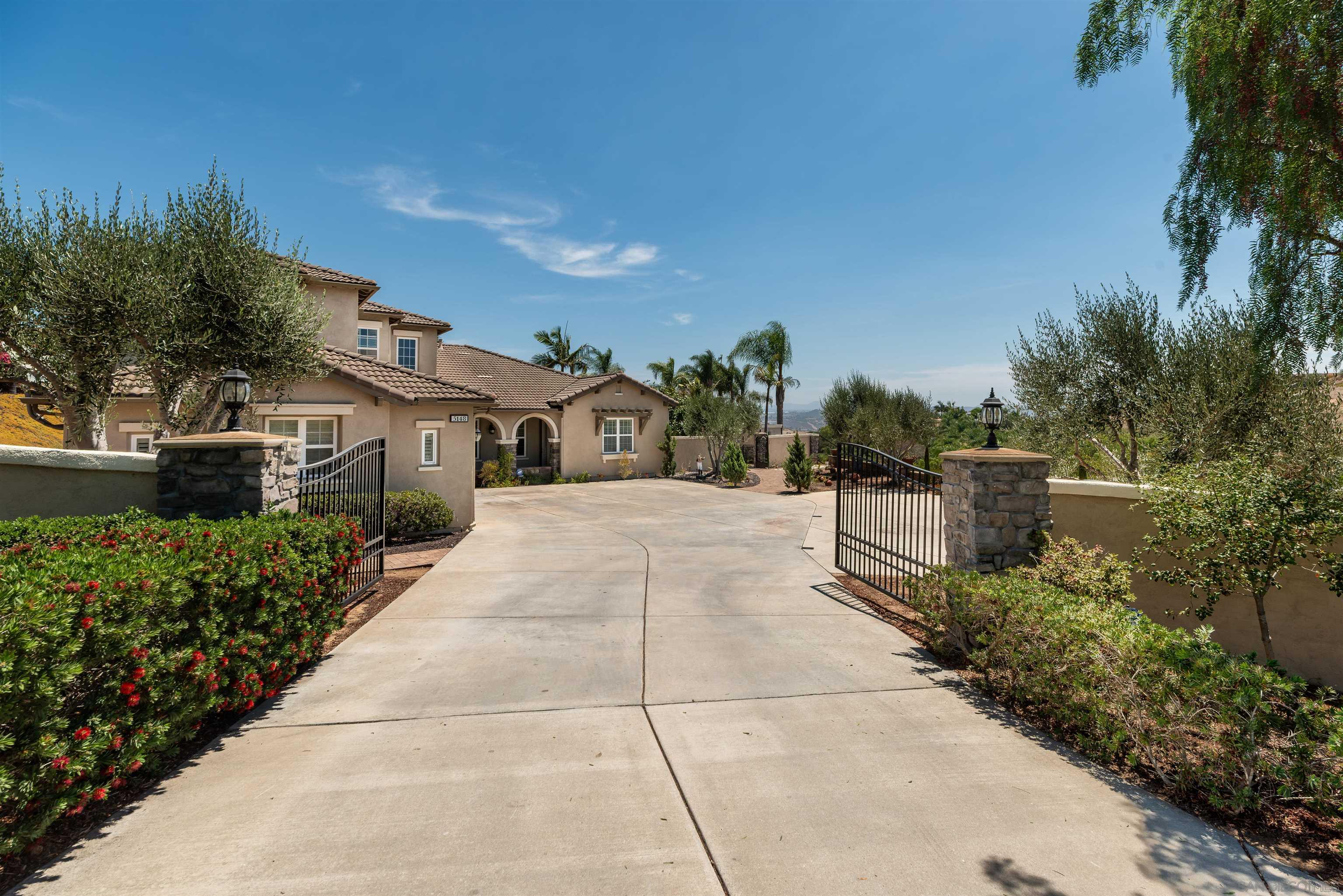 5148 Minneola Dr — photo