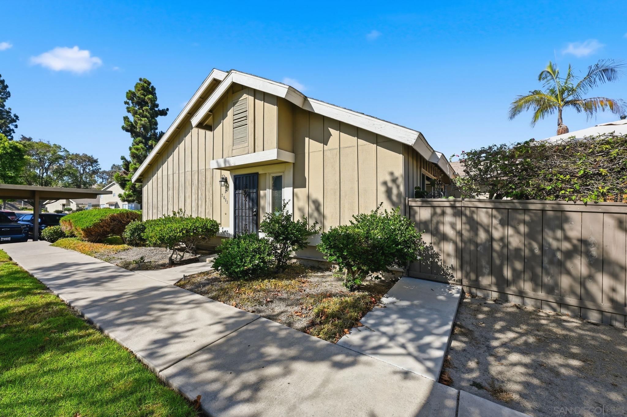 7061 Appian Dr B — photo