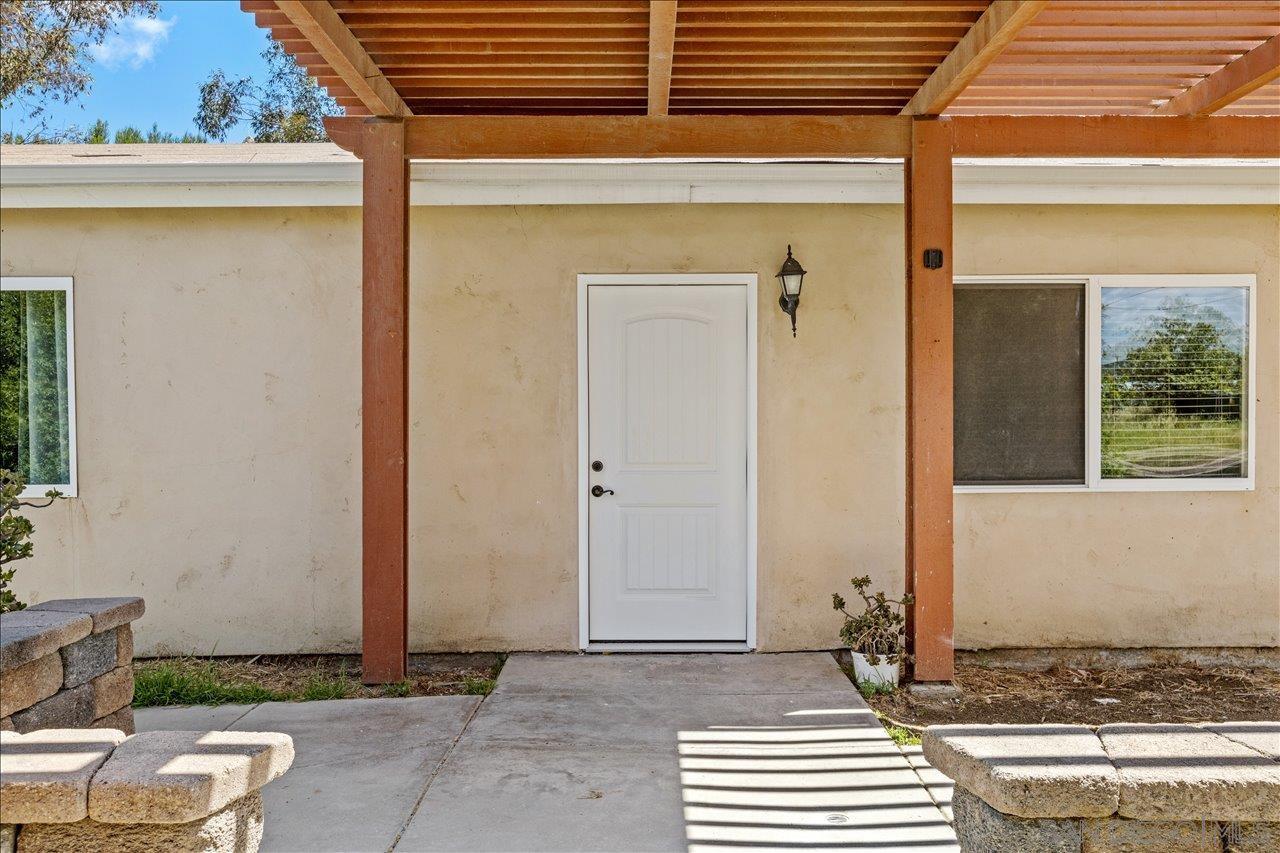 5461 Rainbow Crk, Fallbrook, CA 92028 — photo 3