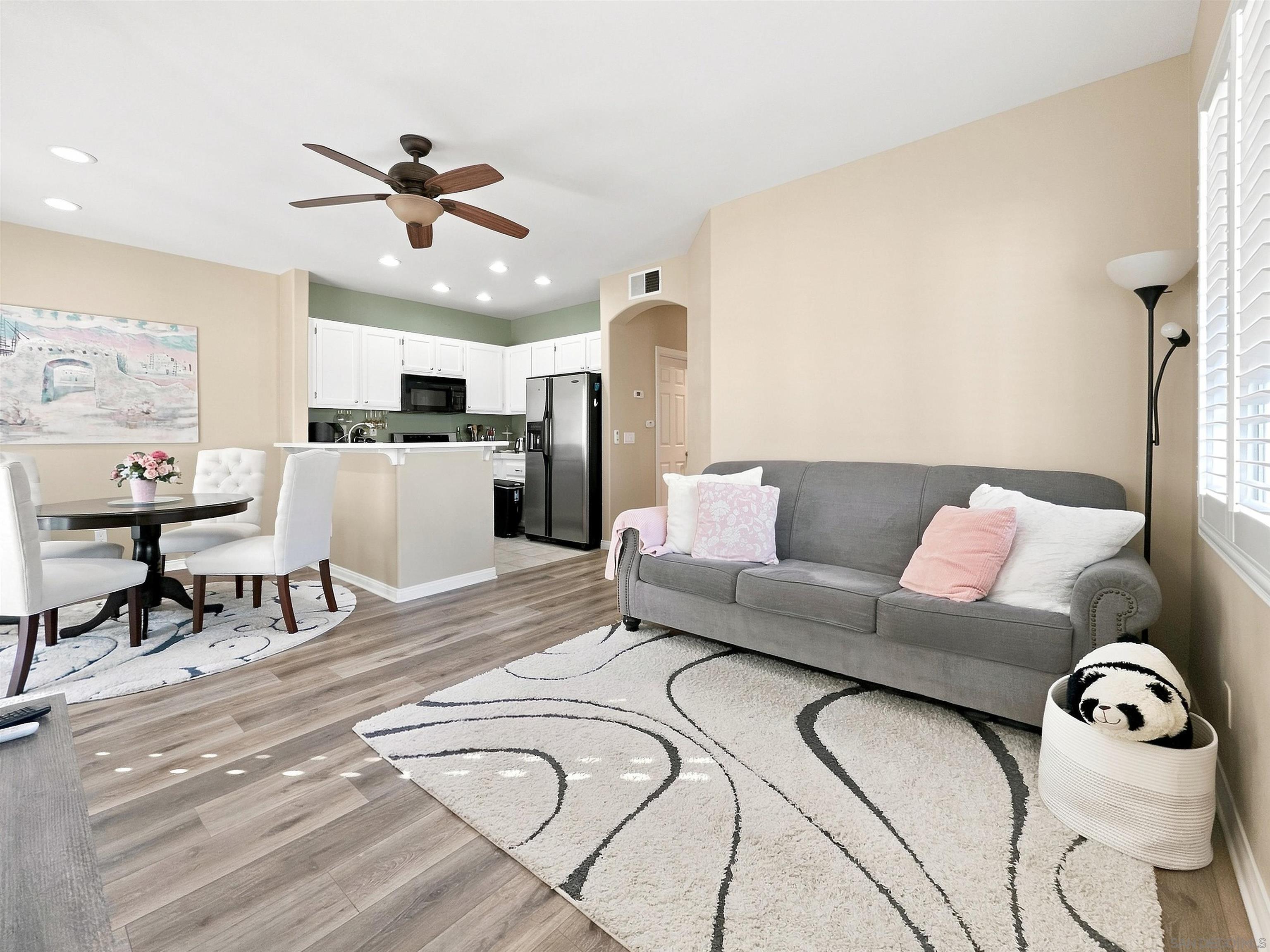10970 Ivy Hl 2 — photo