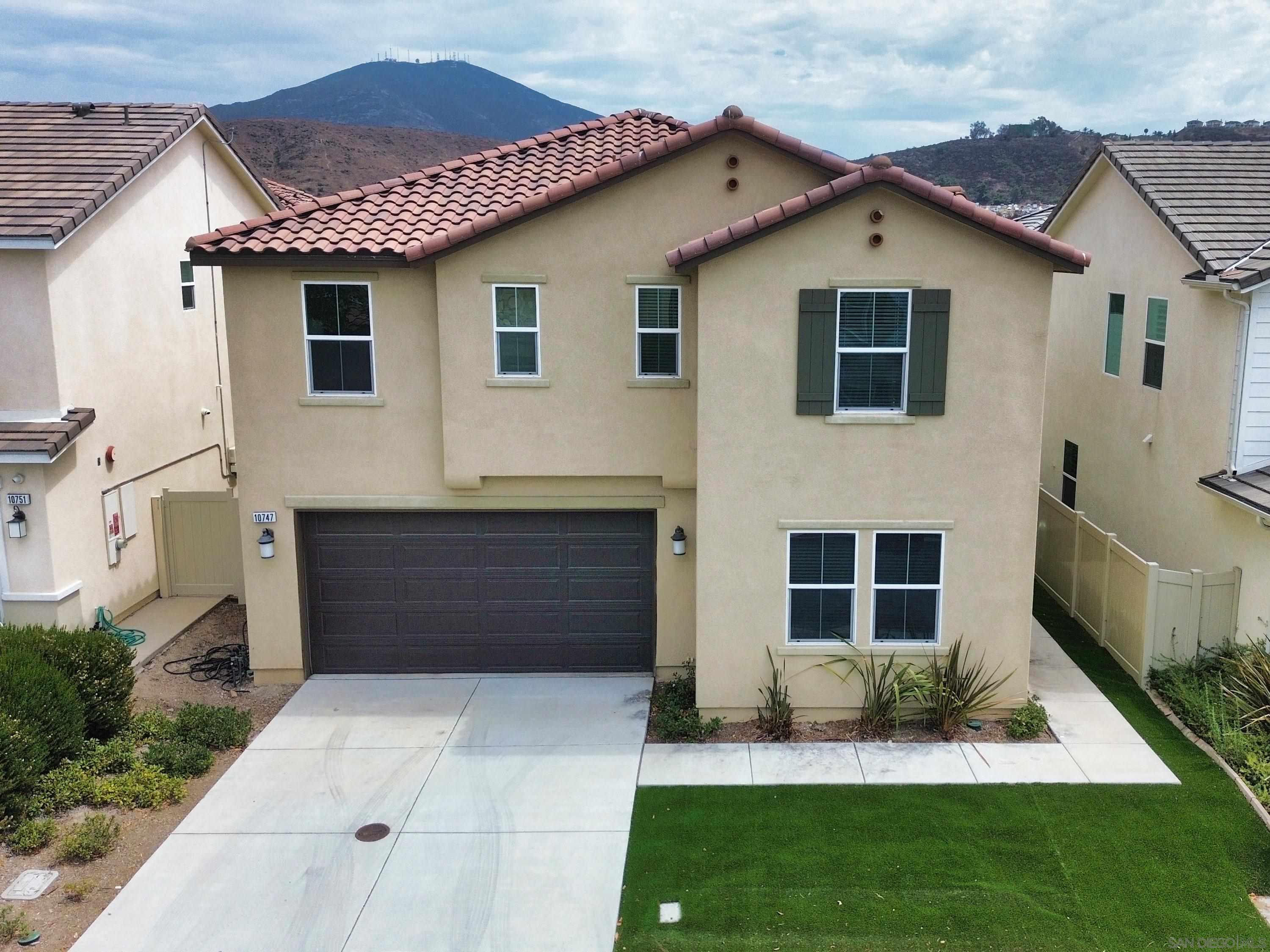 10747 Porter Ter, Spring Valley, CA 91978