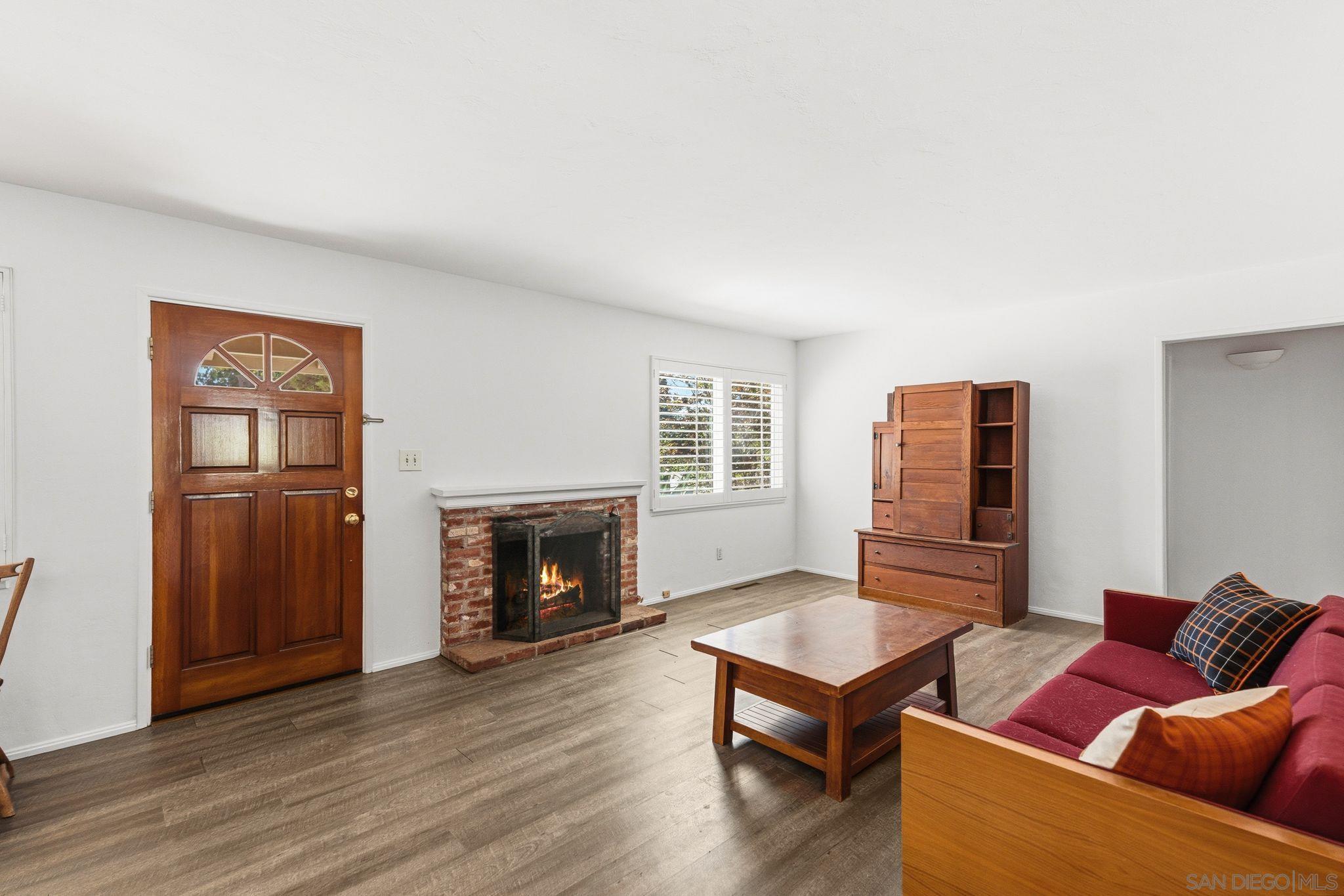 4216 Calavo Dr — photo