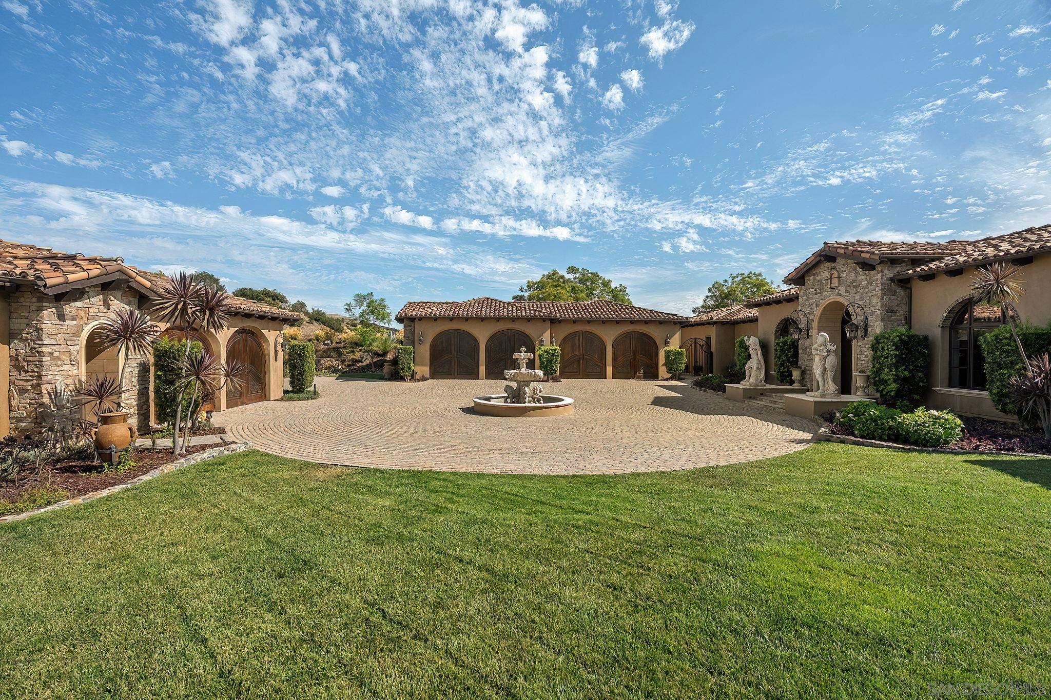 8619 Via Rancho Cielo — photo