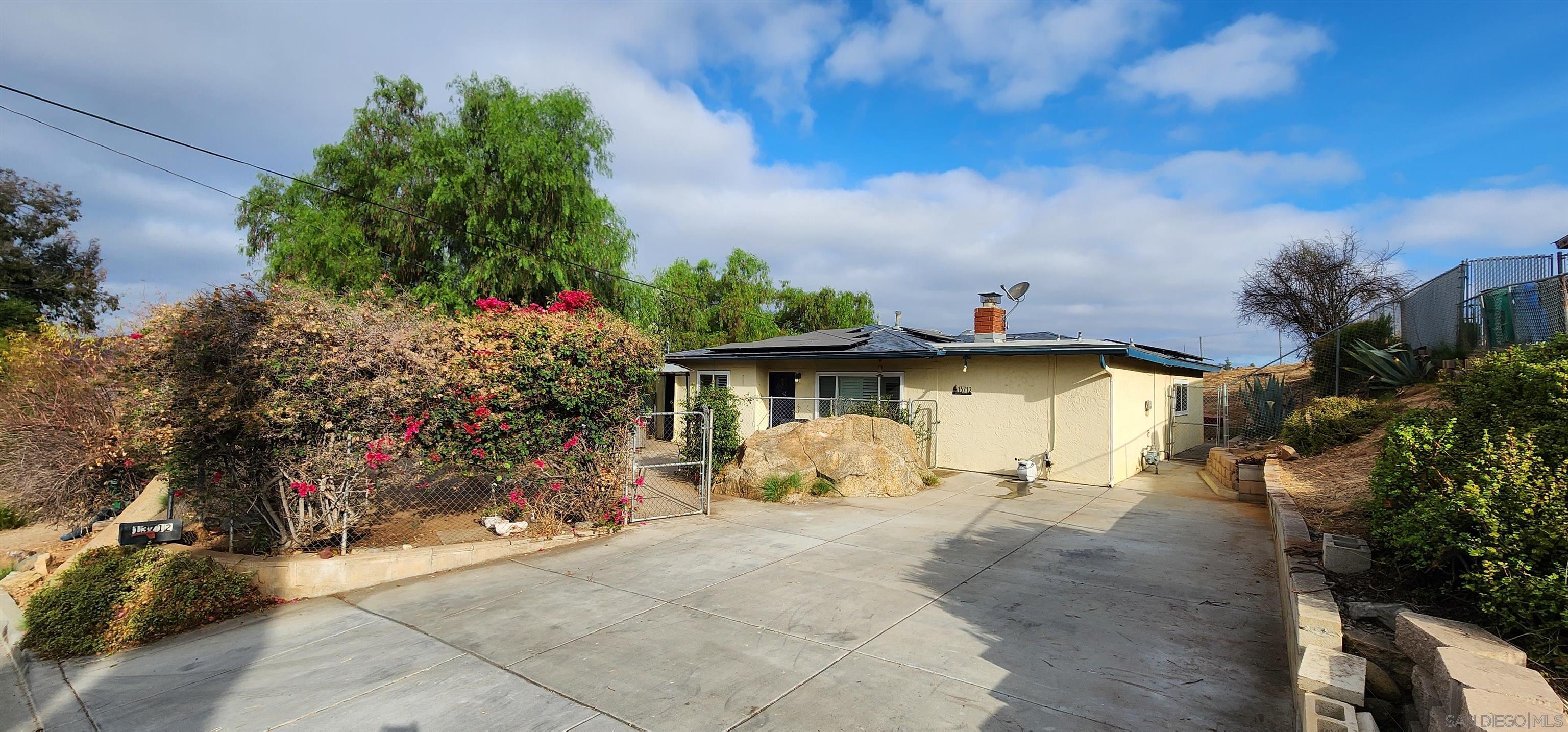 13712 Ridge Hl — photo
