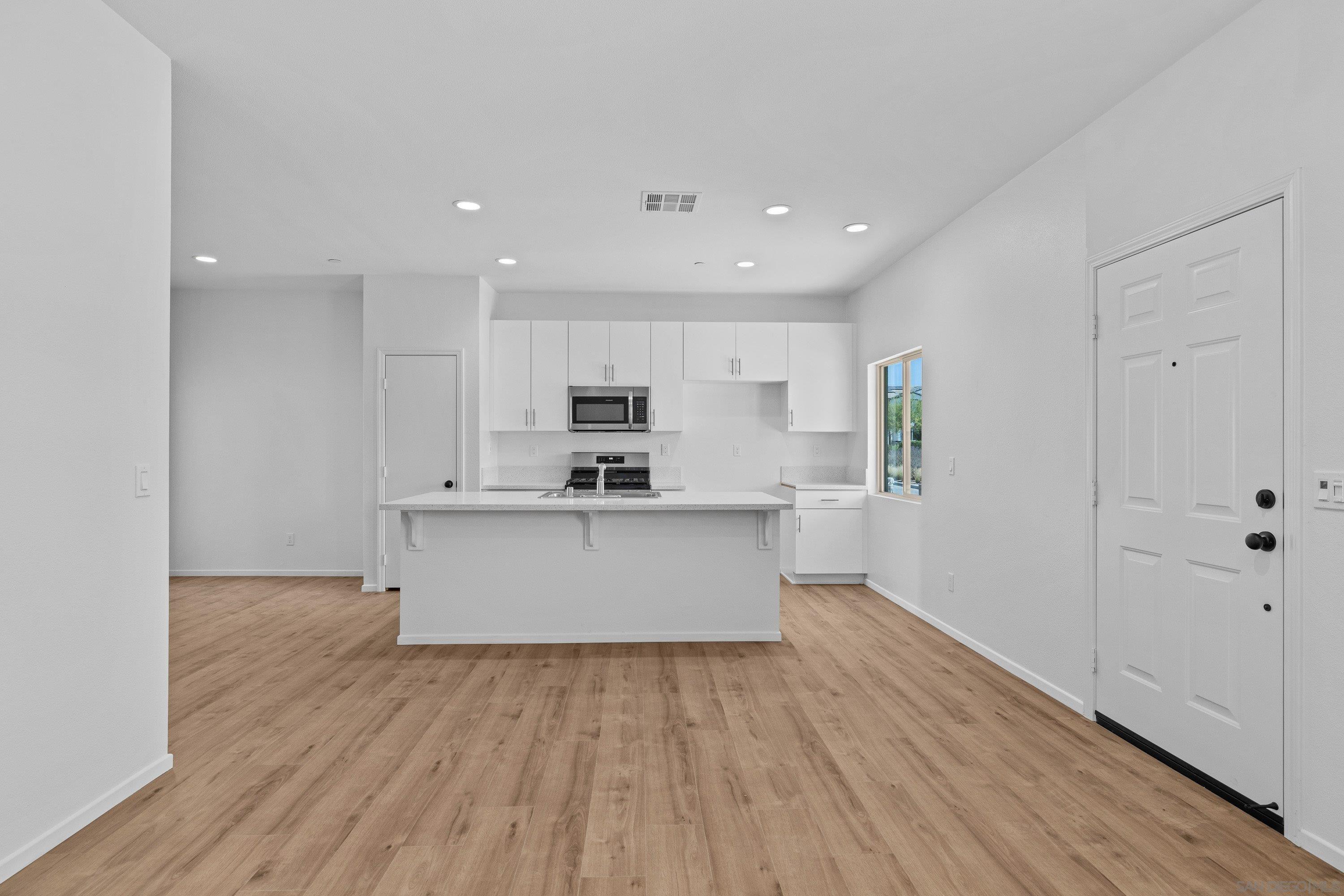 13410 Wagon Ln — photo