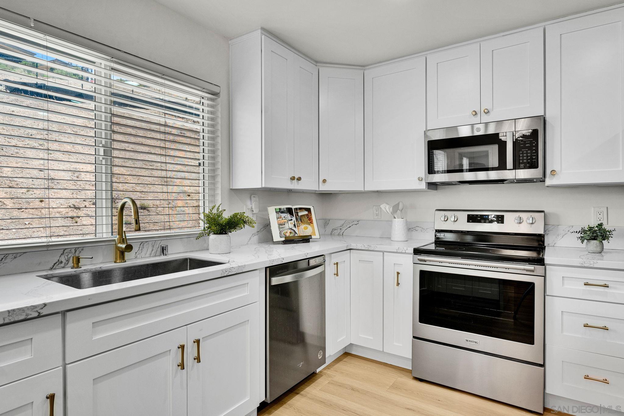 9130 Shadow Hill Rd, Santee, CA 92071 — photo 2