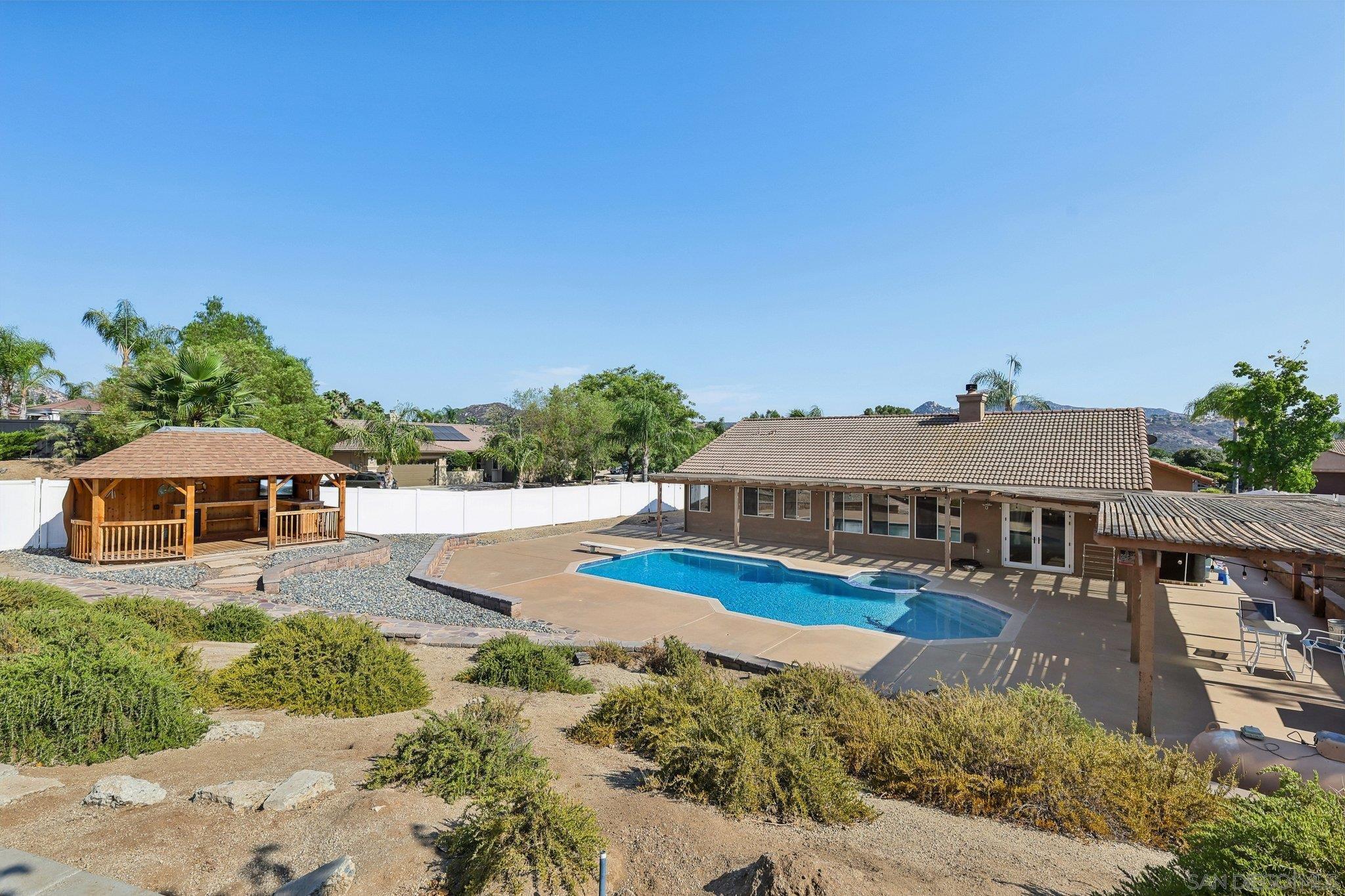16548 Open Vw — photo