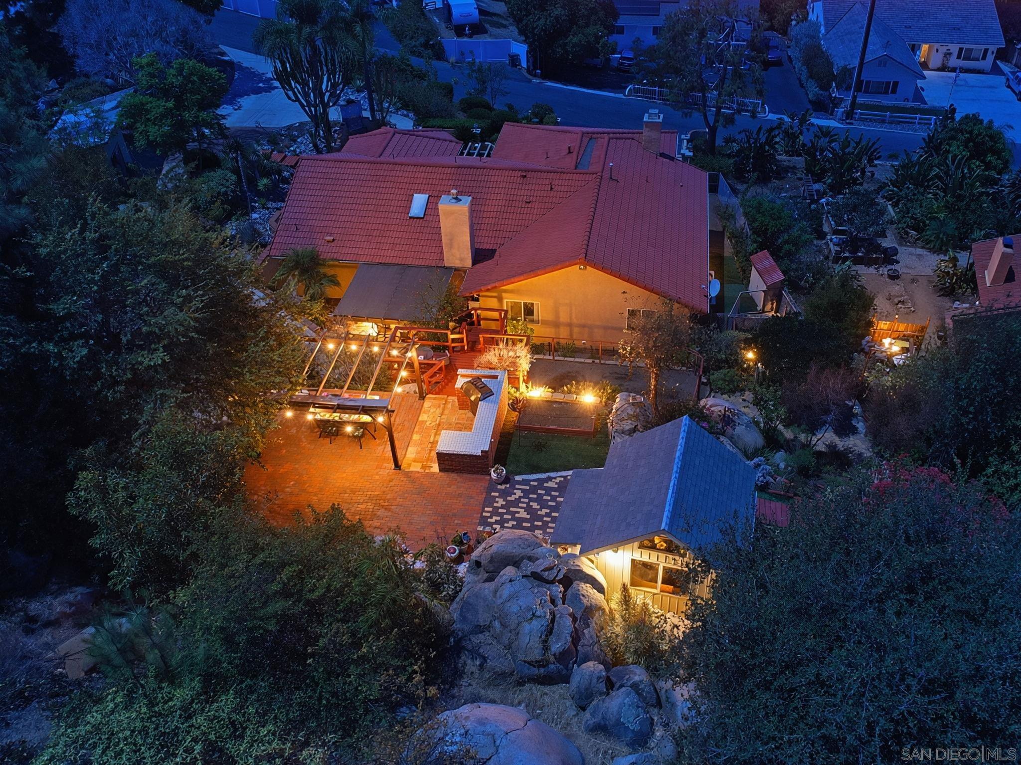 1653 Vista Vereda — photo