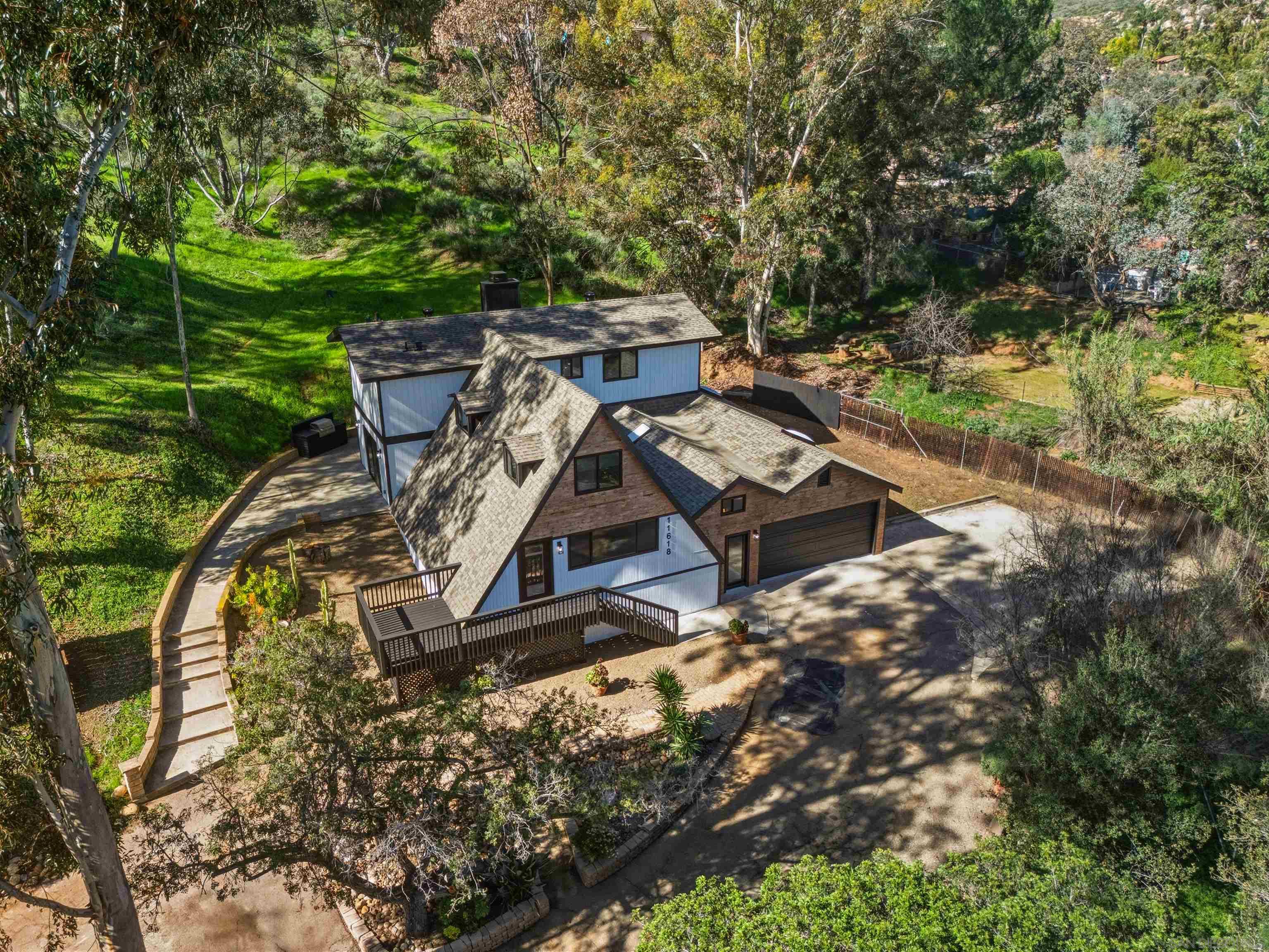 11618 Johnson Lake Rd — photo