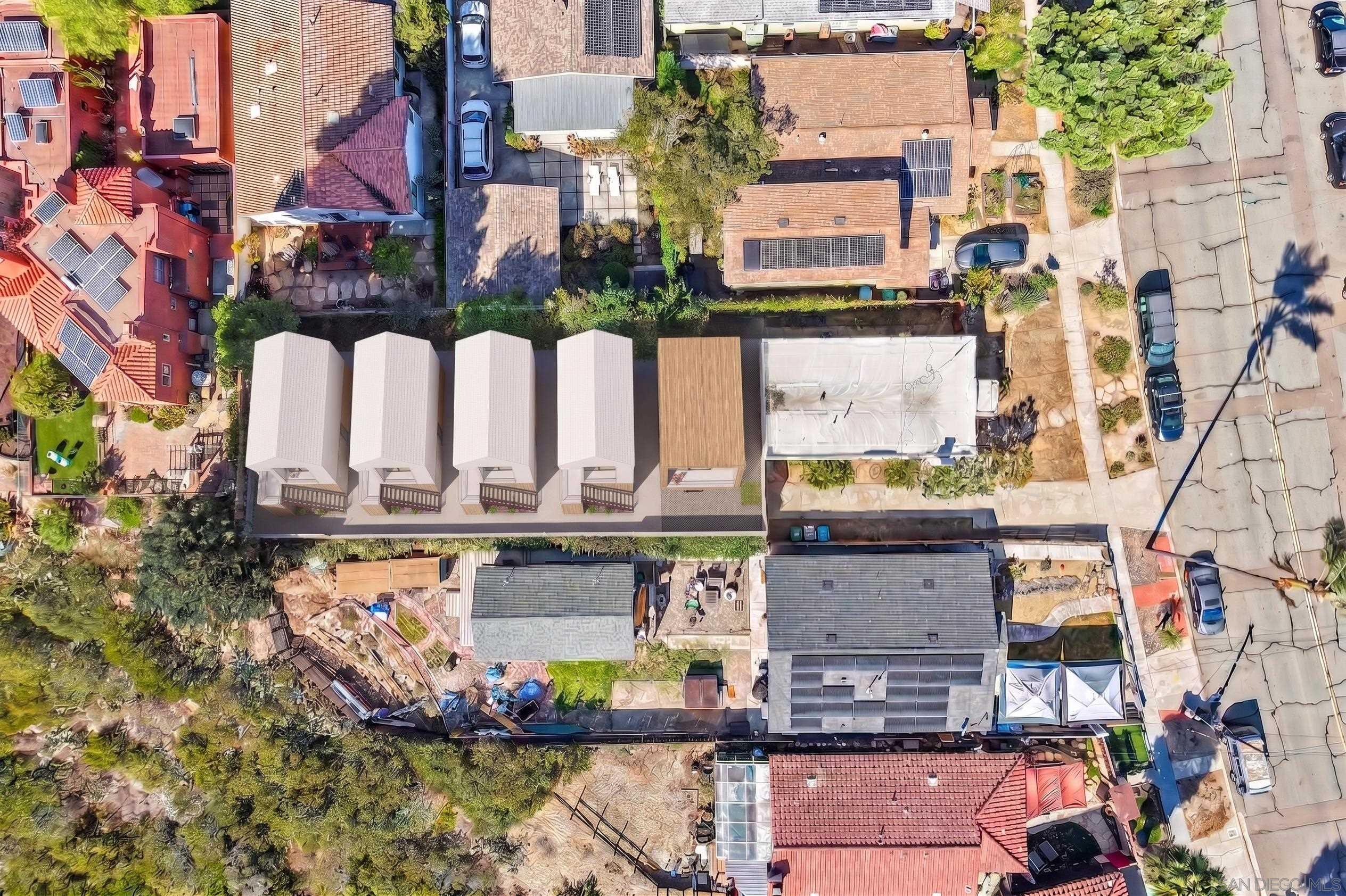 3378 N Mountain View Dr — photo