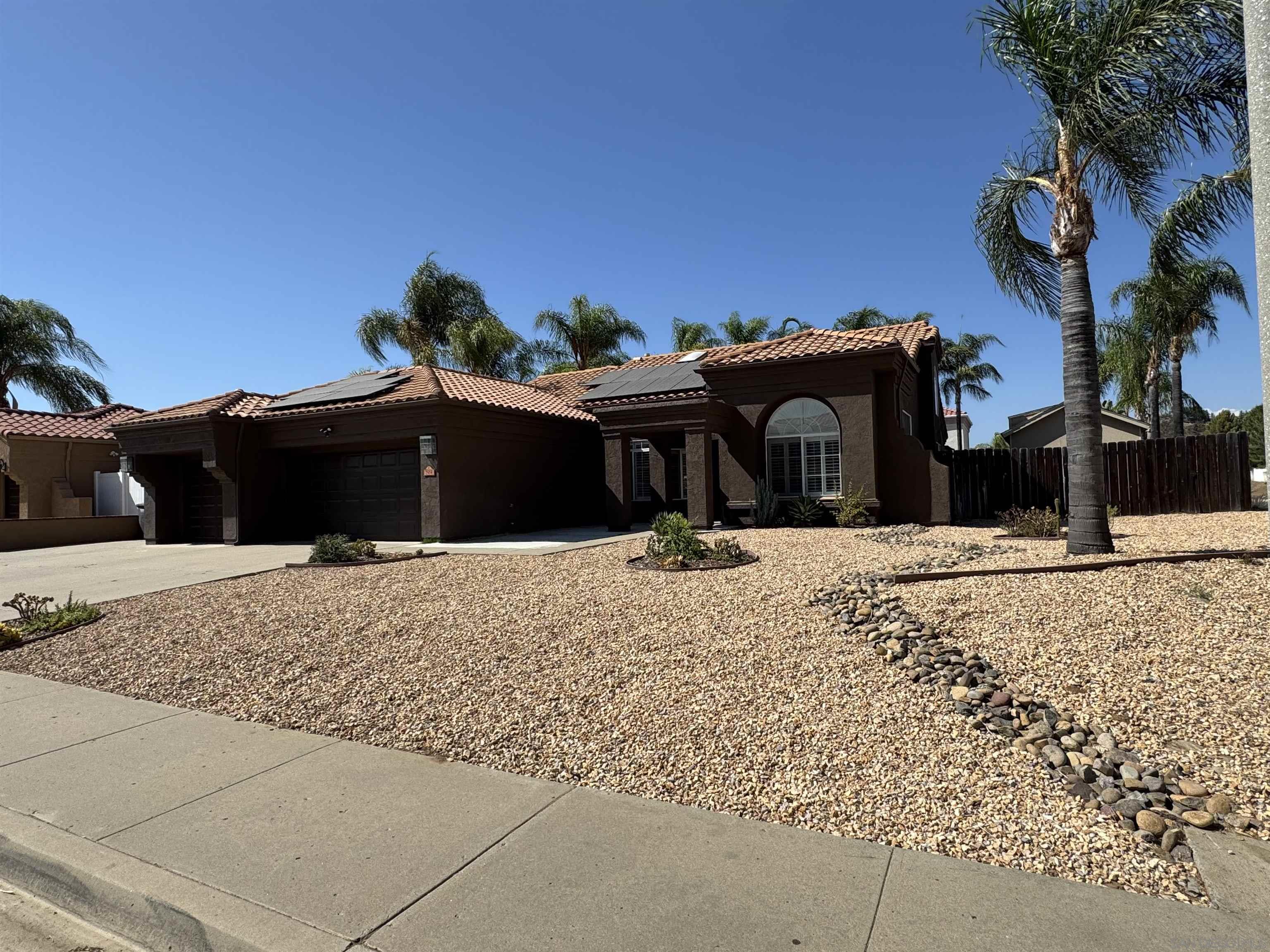 2934 Manzanita View Dr — photo