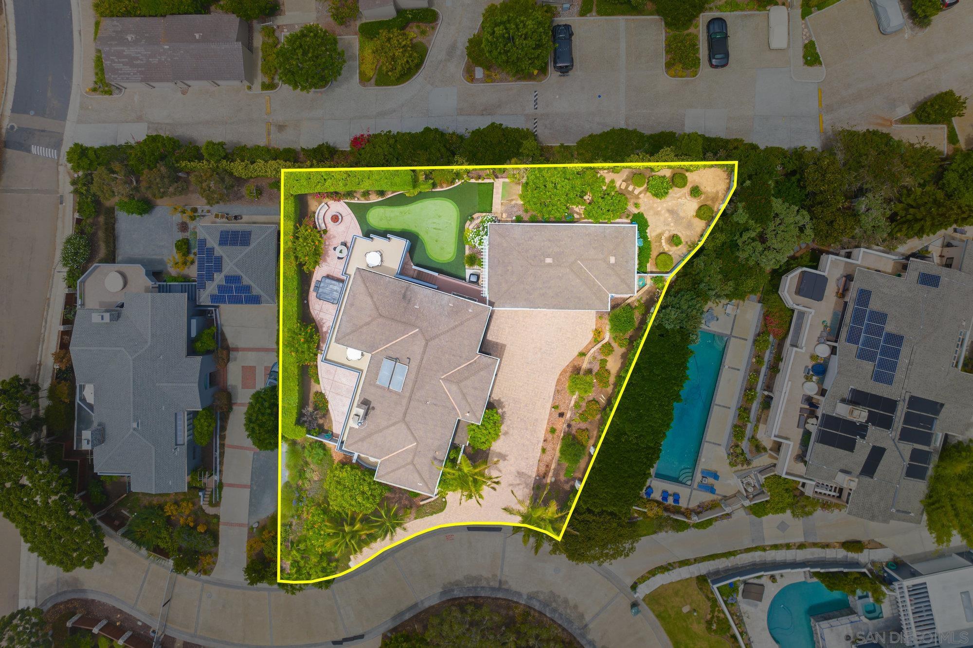 226 Stratford Park Cir — photo
