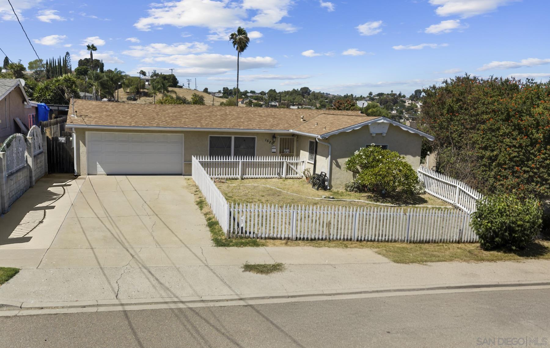 1520 Tarleton St — photo