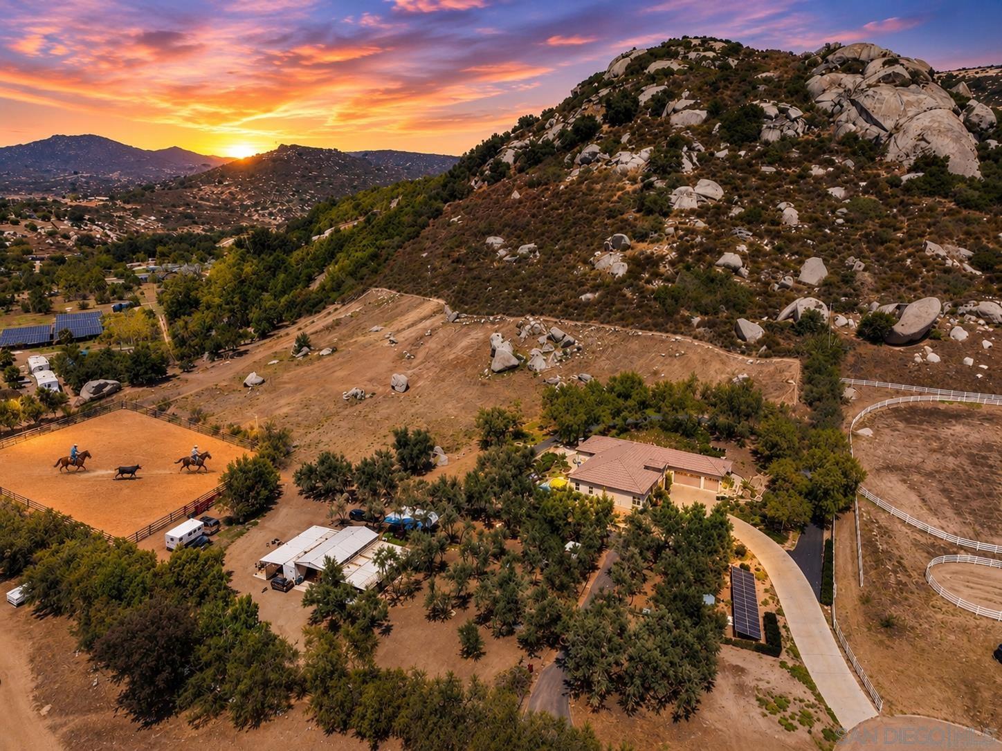1485 Santa Fe Hls — photo