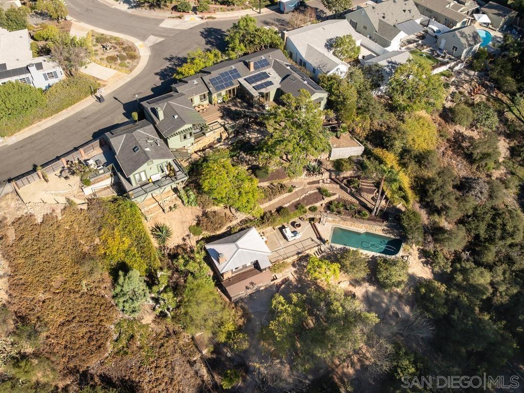 4760 Miracle Dr — photo
