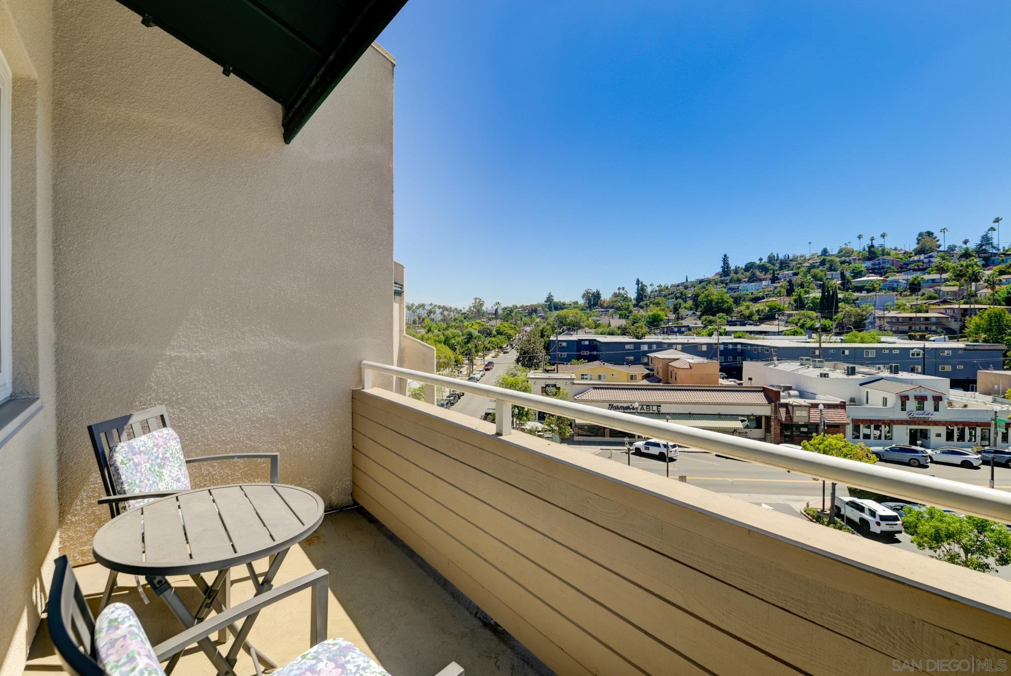 4701 Date Ave 423 — photo
