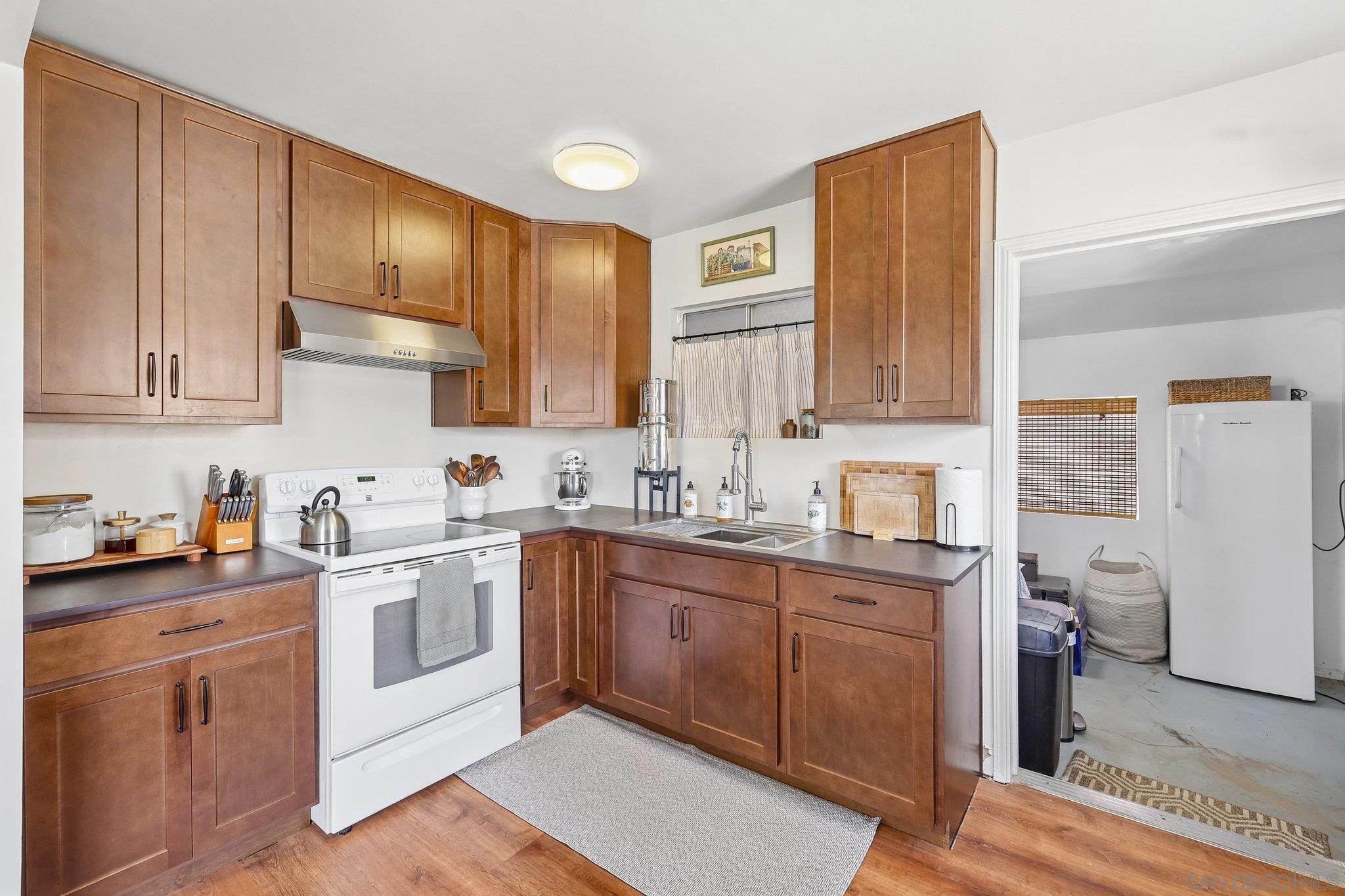 834 Wells Fargo Trl — photo