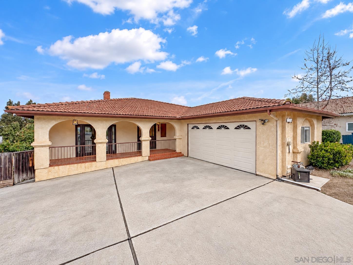 1229 Sandra Cir — photo