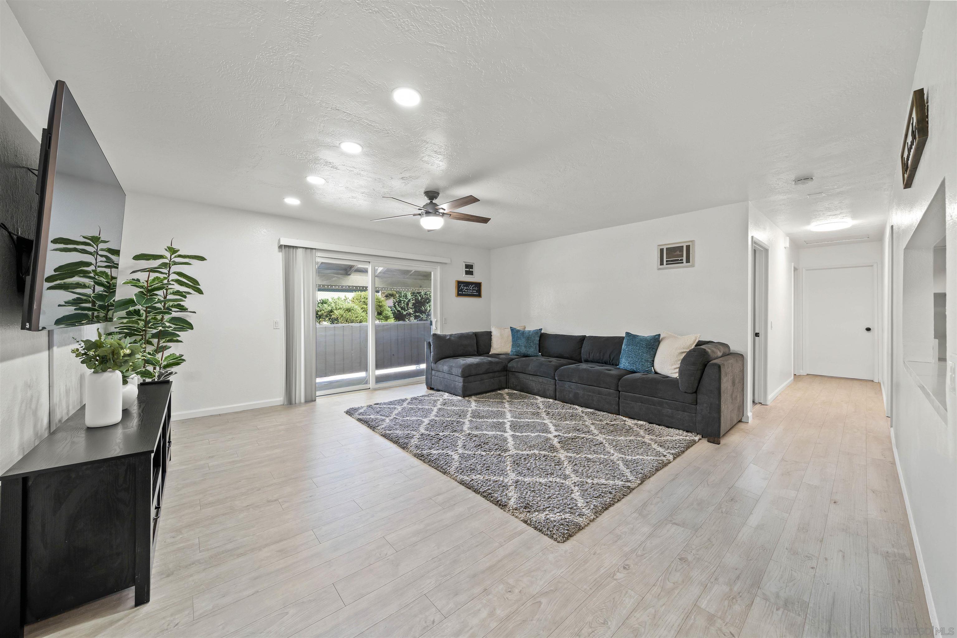 598 Telegraph Canyon Rd D — photo