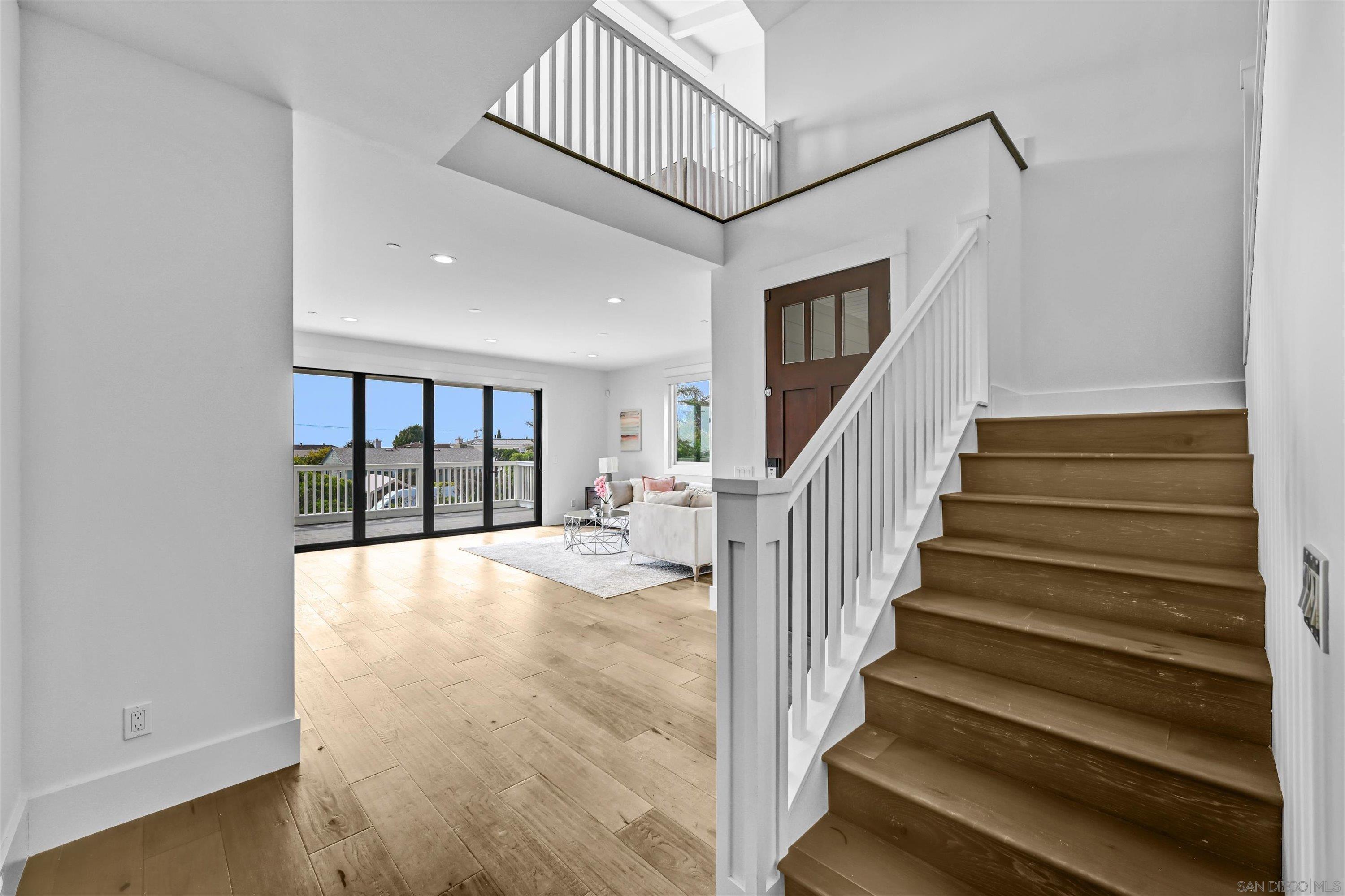 7209 Fay Ave — photo