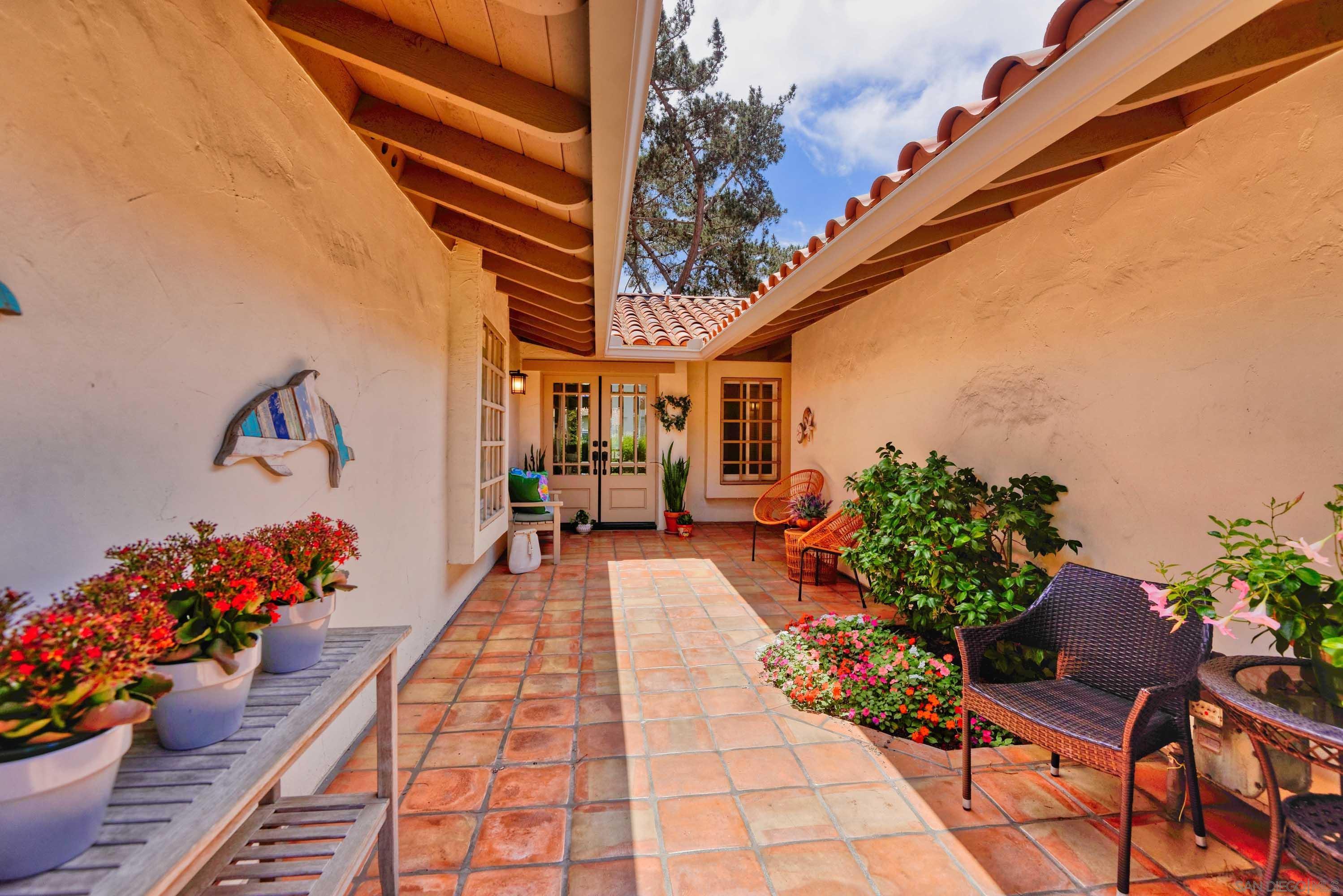 117 Guanajuato Ct — photo