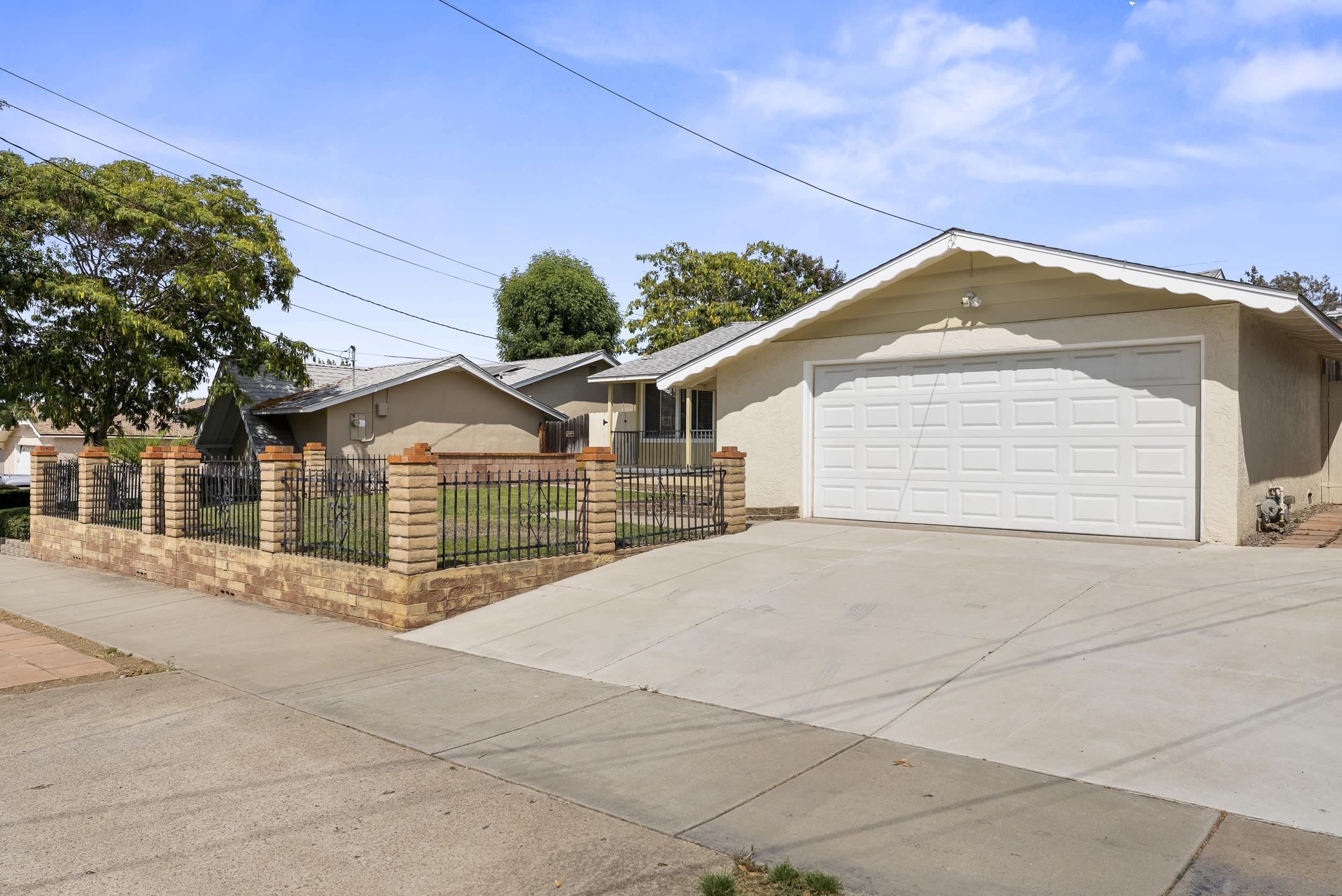 1039 Alveda Ave — photo
