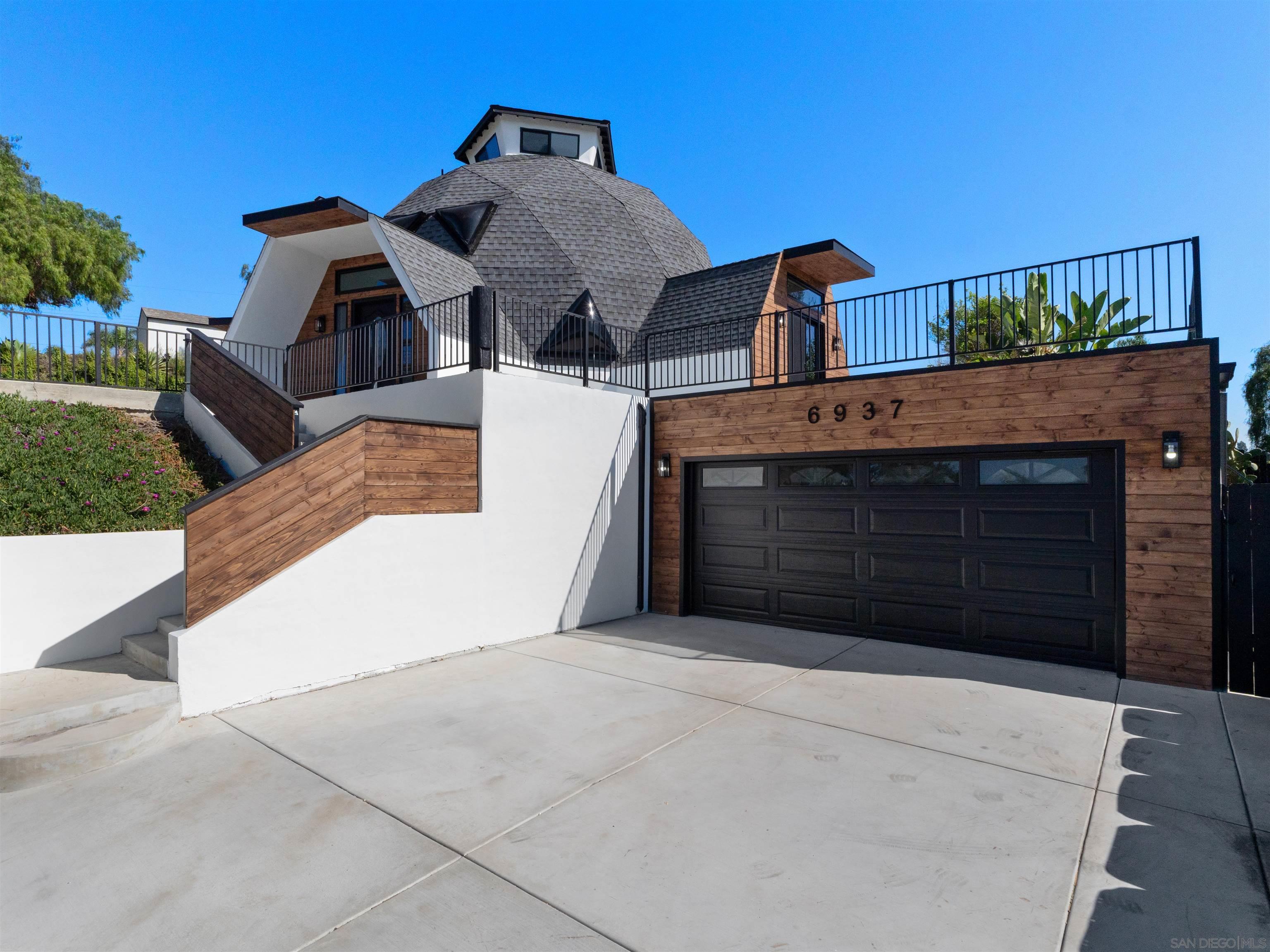 6937 Madrone — photo