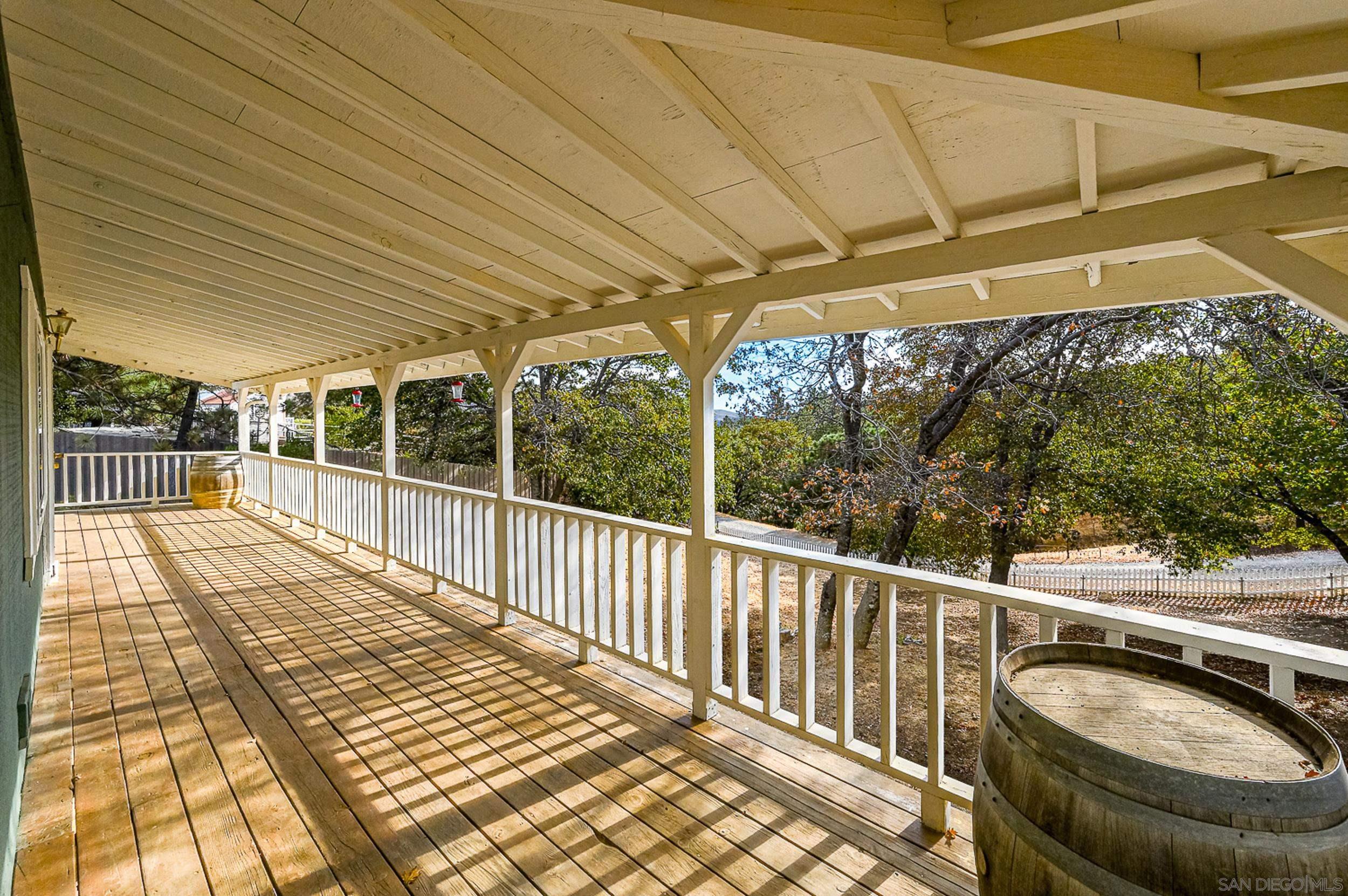 2503 Bonita Vista Dr — photo