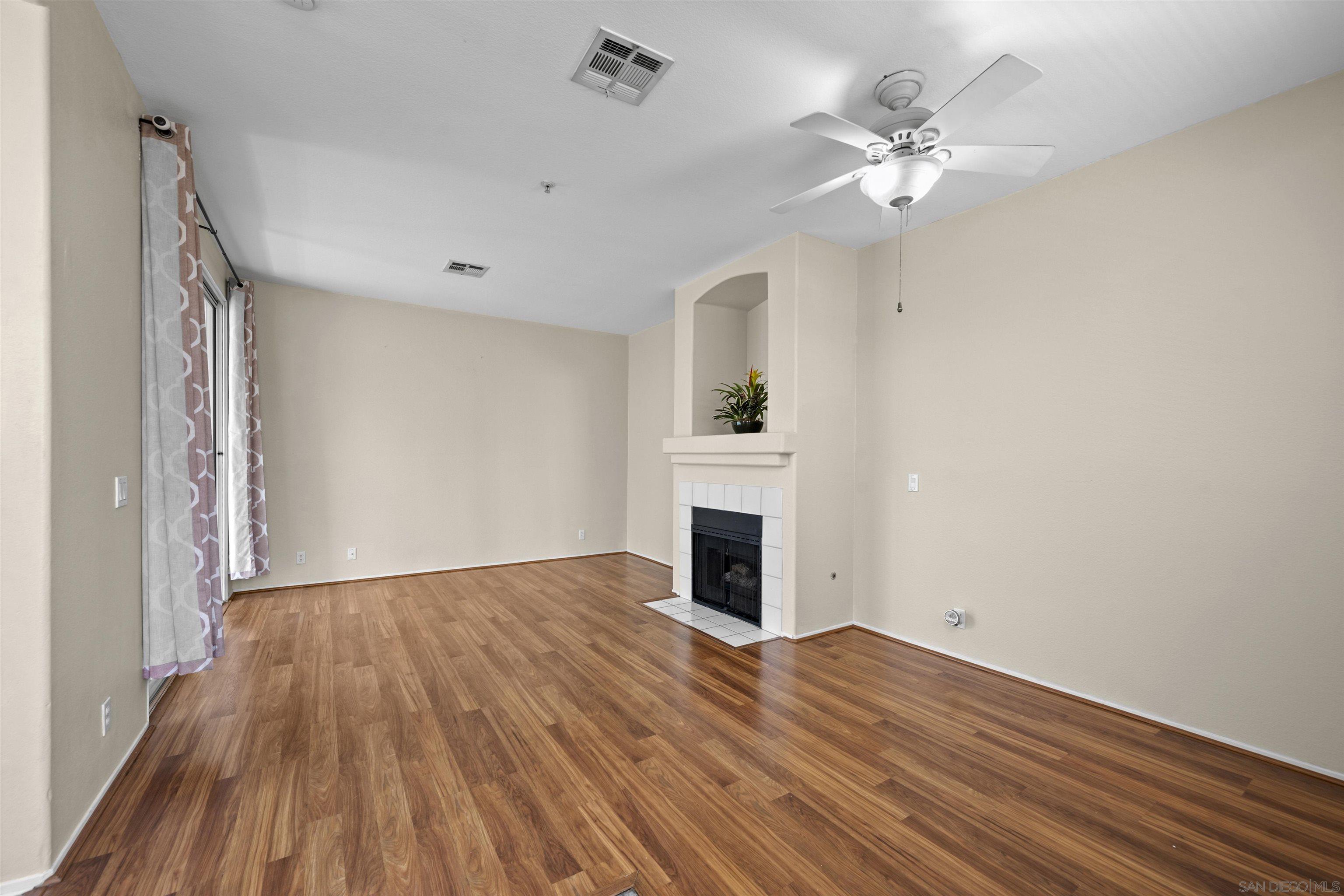 11454 Via Rancho San Diego 208 — photo