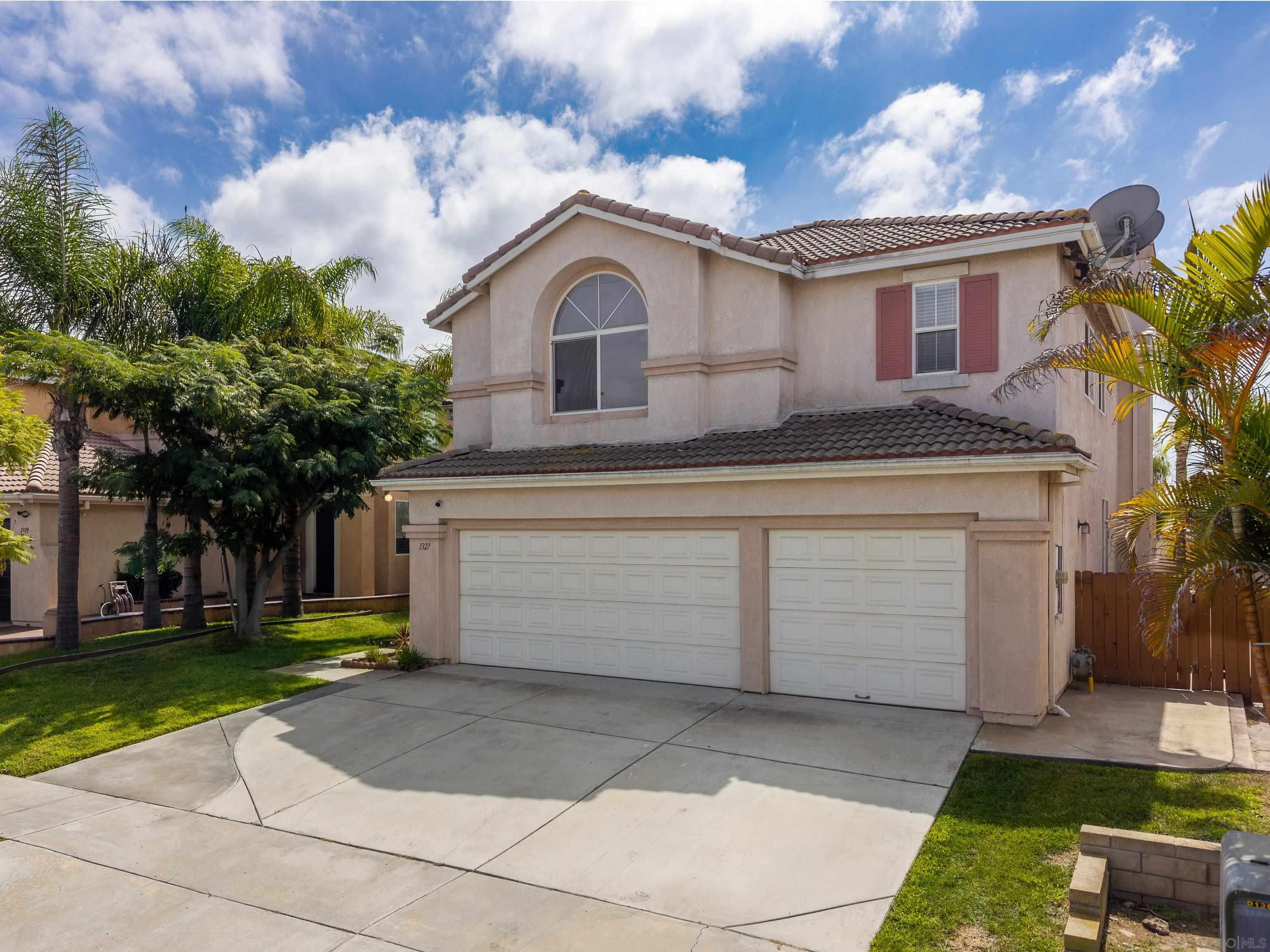1327 Surfwood Ln — photo