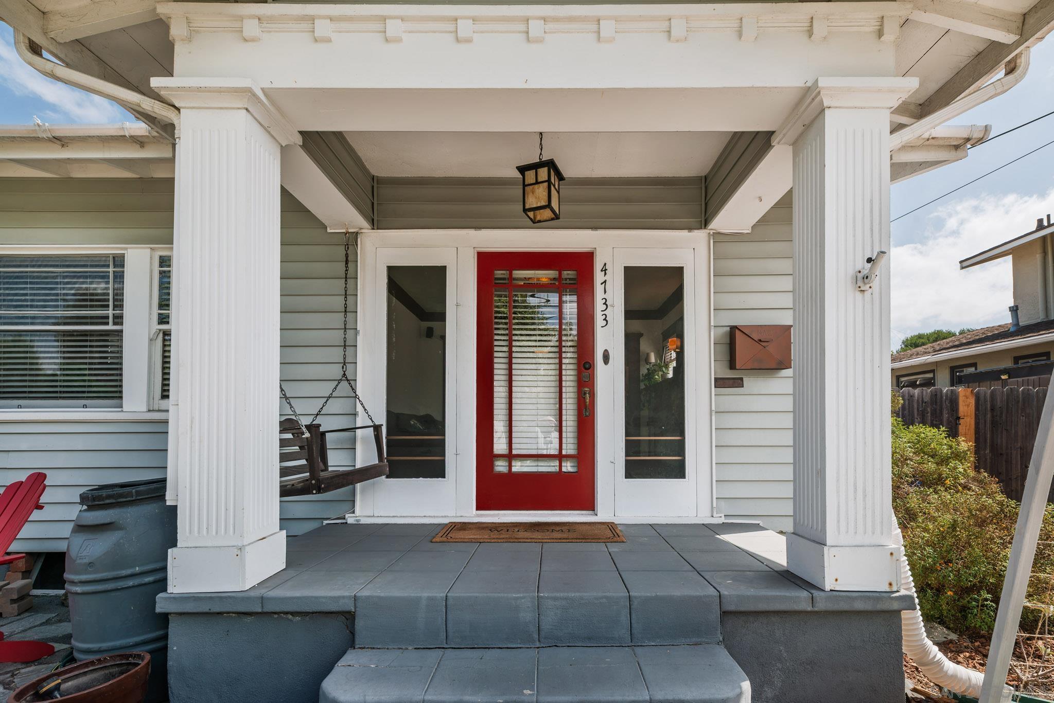 4733 Arizona St — photo