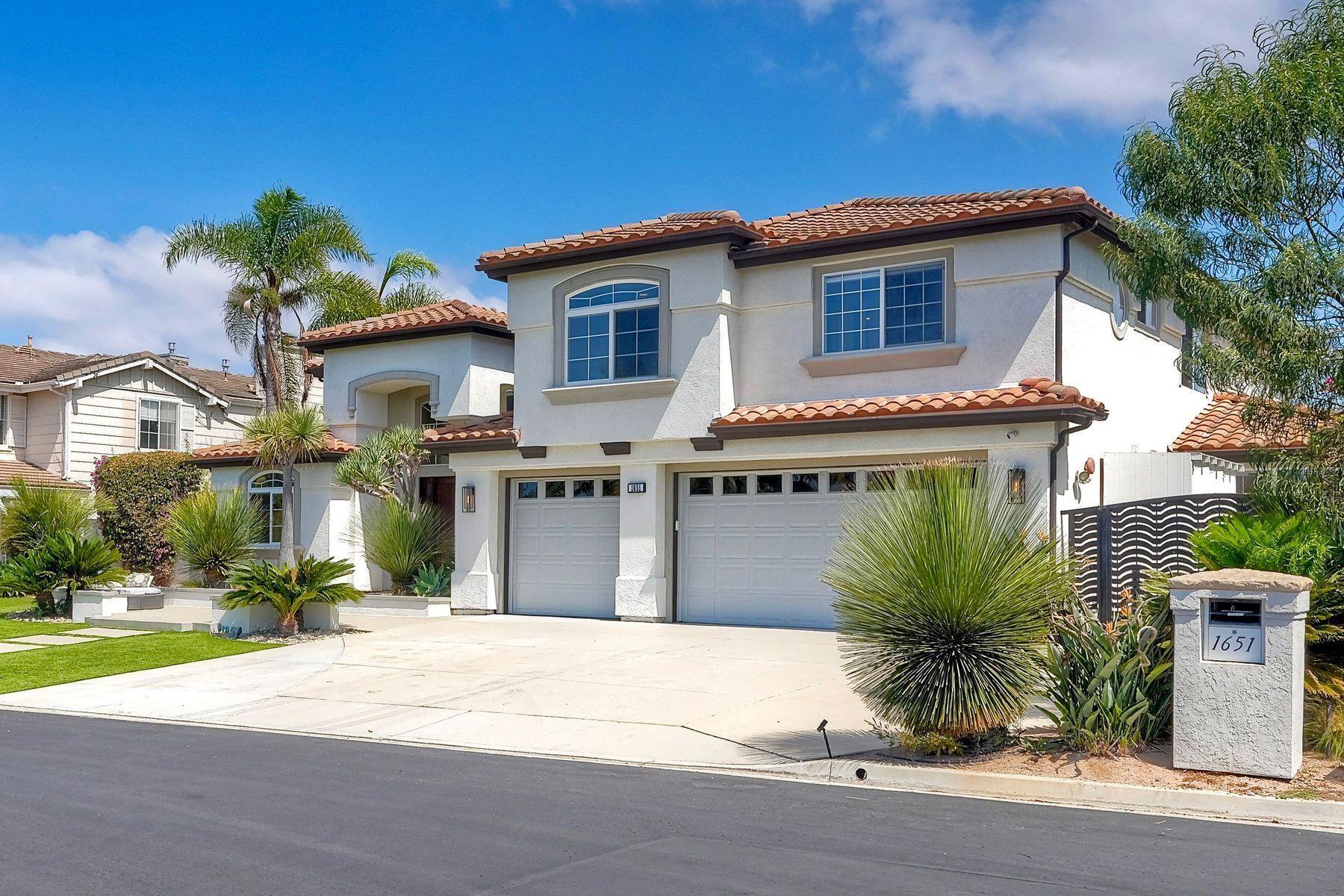 1651 Bella Laguna Ct — photo