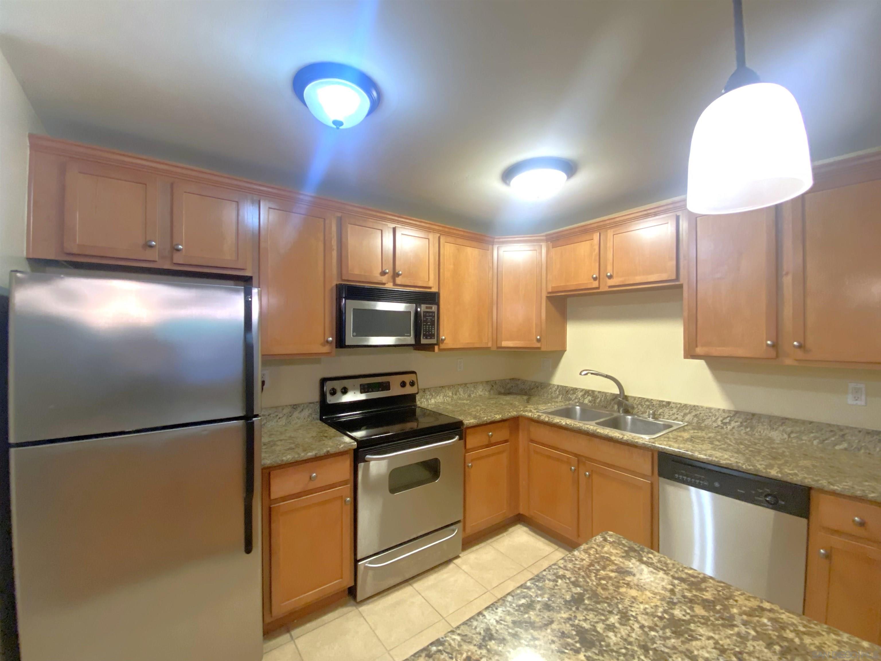 4501 Collwood 5 — photo