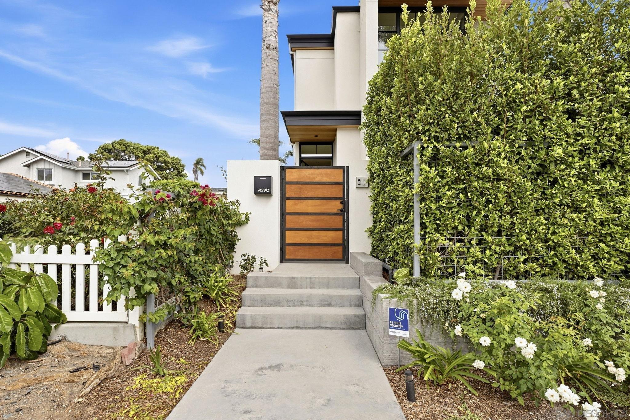 7429 Draper Ave — photo
