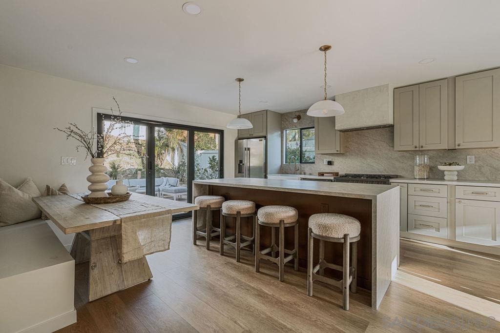 241 Rodney — photo
