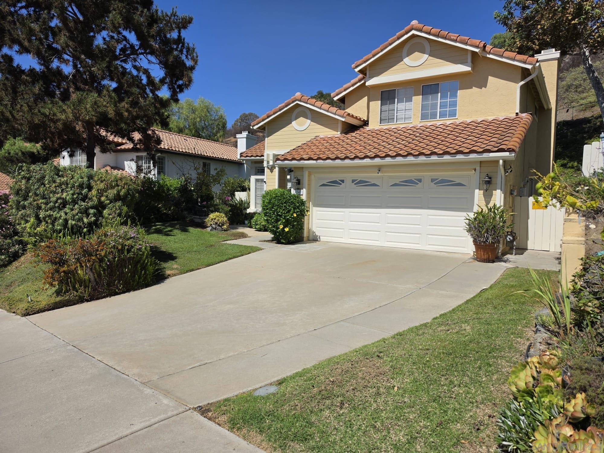 2141 Emberwood Way — photo