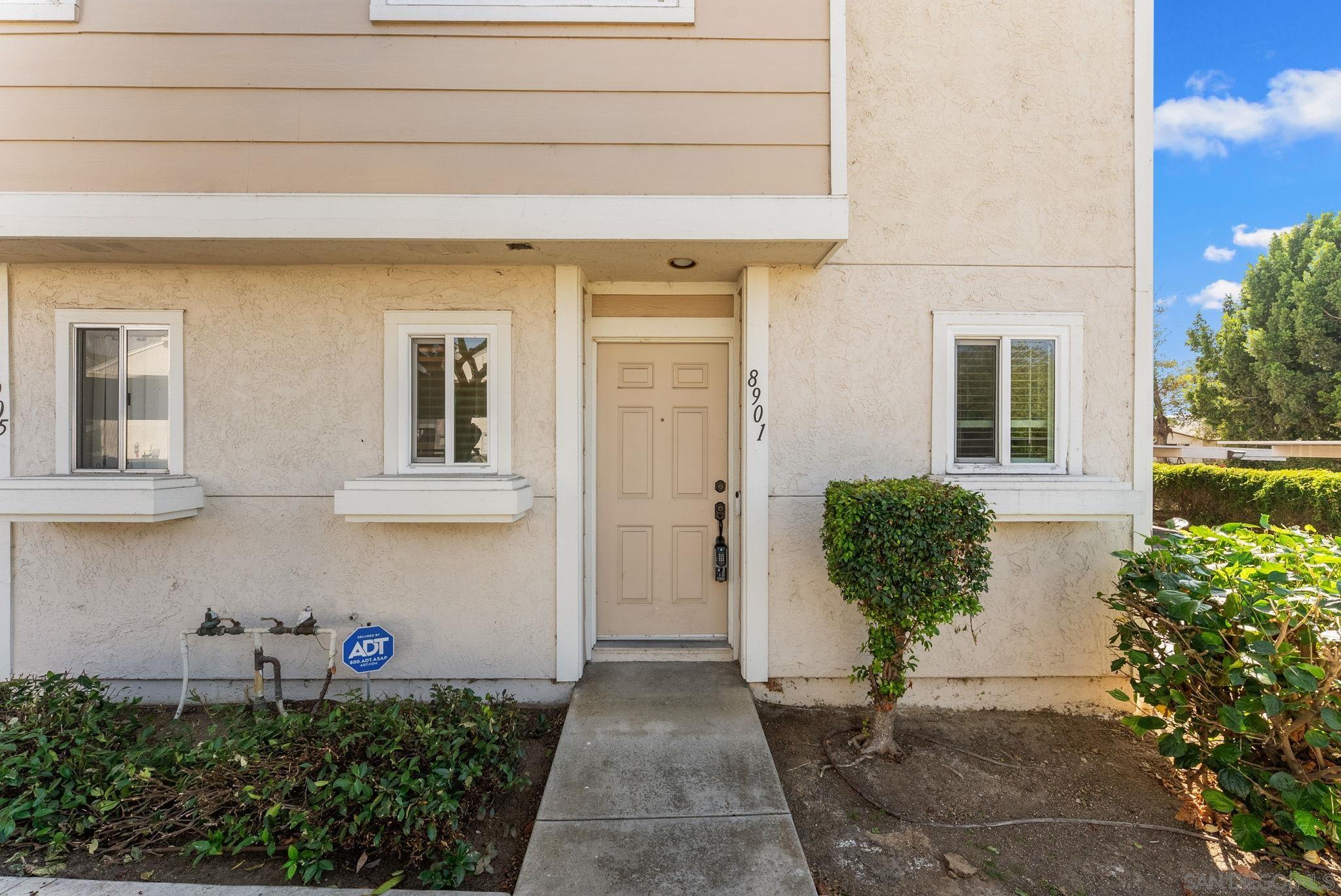 8901 Arlingdale Way — photo