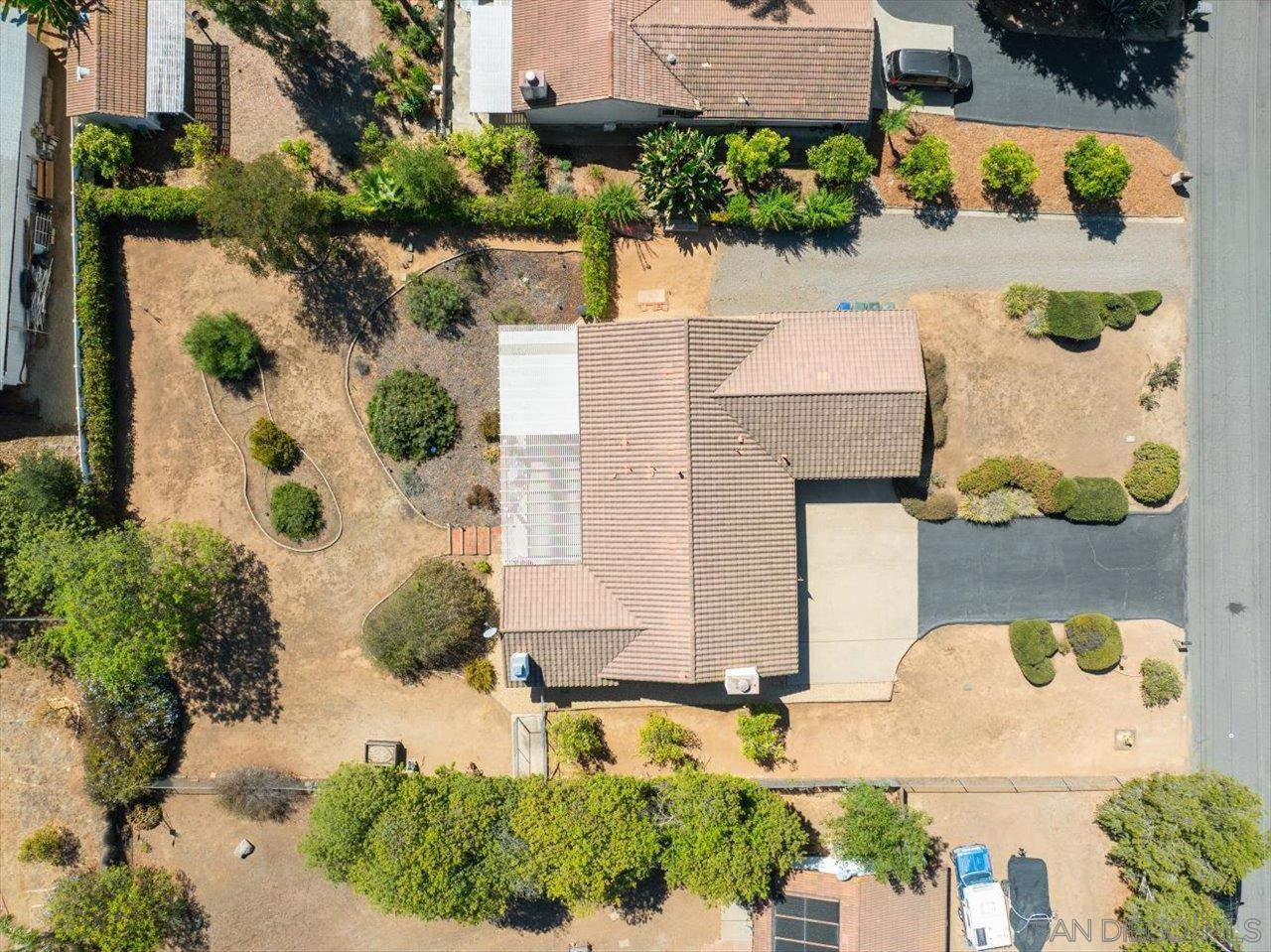 1970 Rohn Rd, Escondido, CA 92025