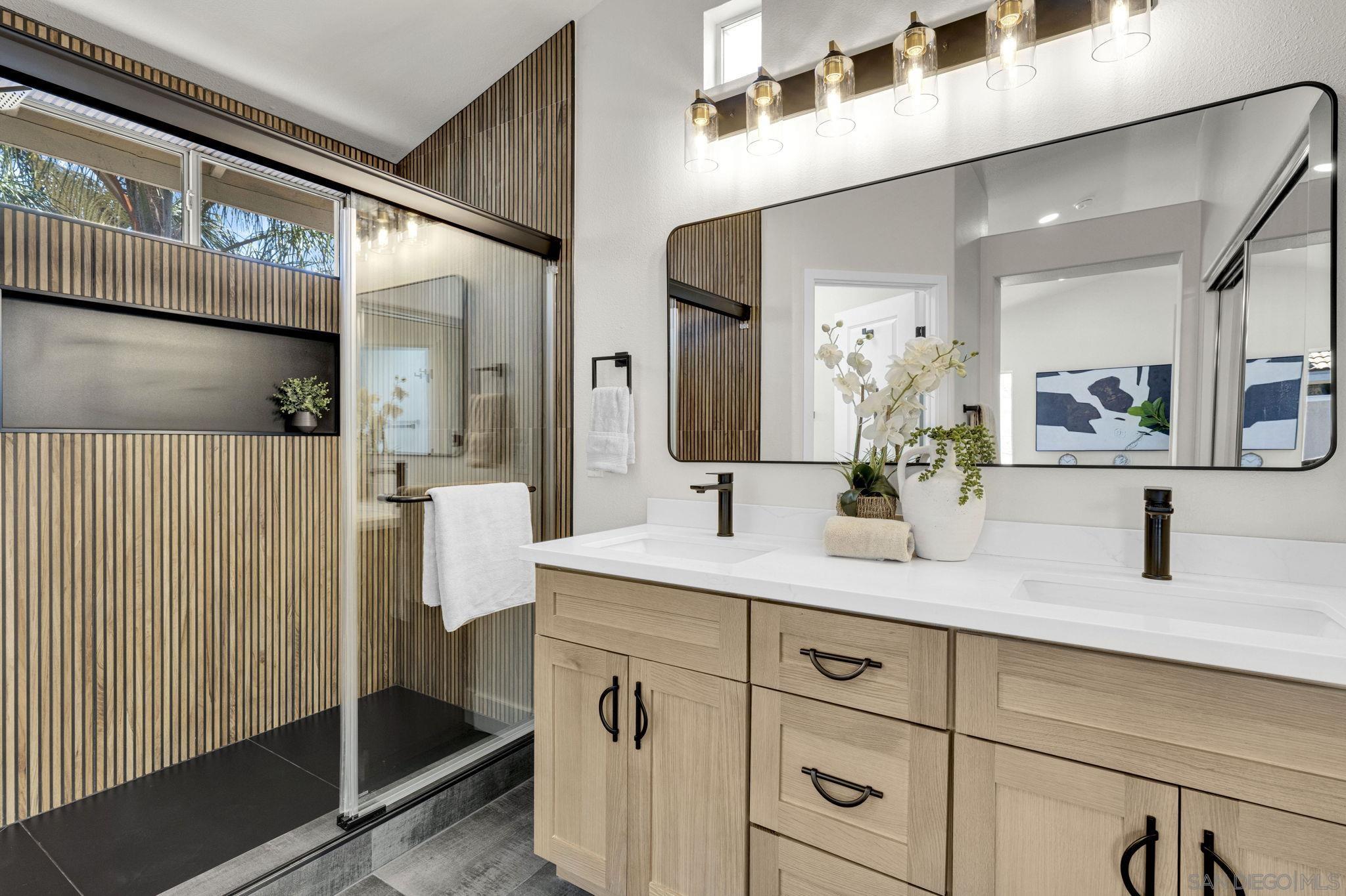 11138 Ivy Hill Dr — photo